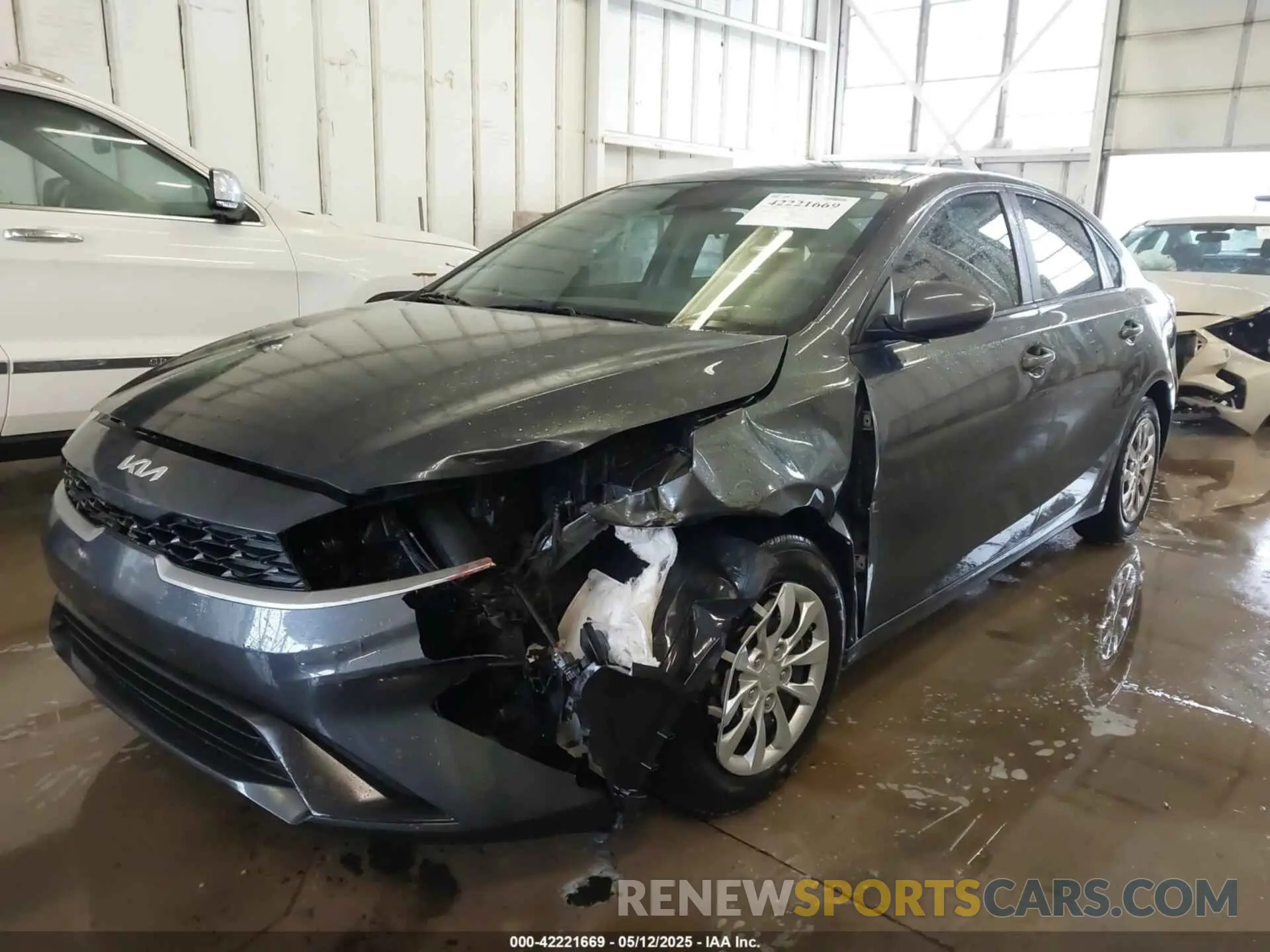 2 Фотография поврежденного автомобиля 3KPF24AD0PE633113 KIA FORTE 2023