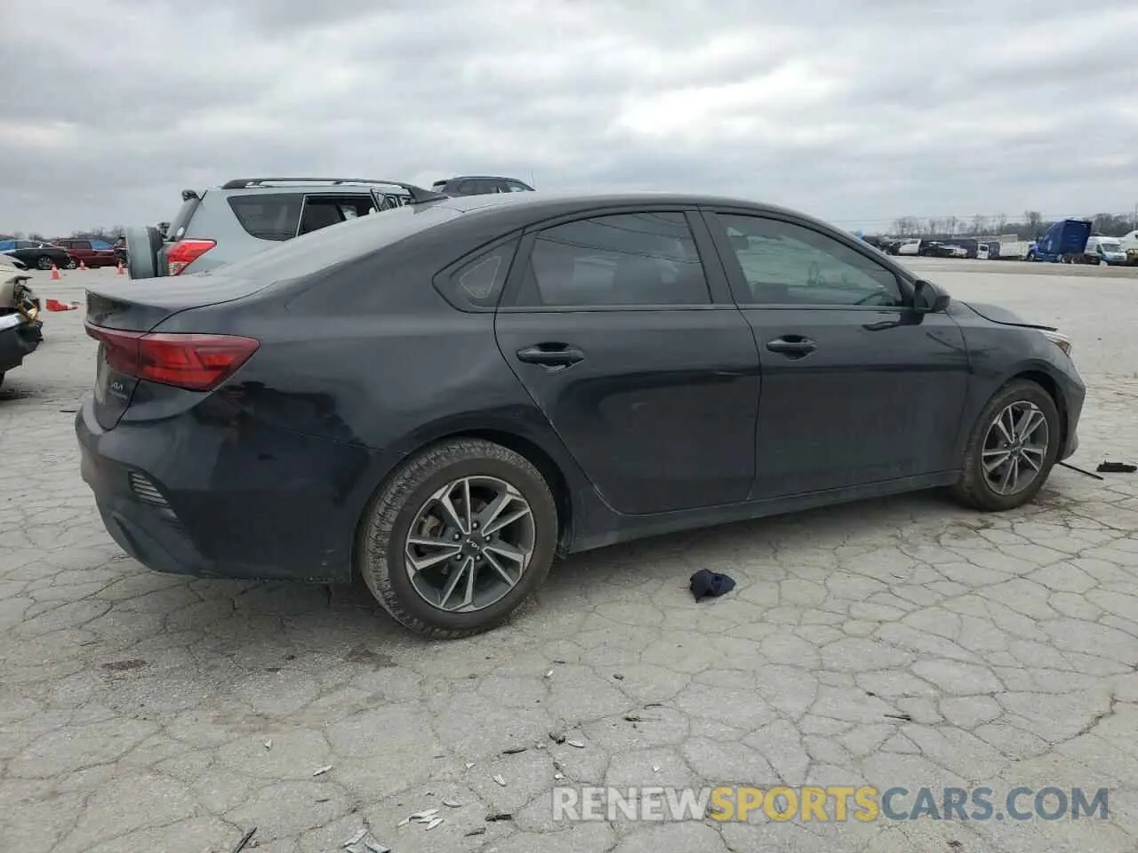 3 Фотография поврежденного автомобиля 3KPF24AD0PE644581 KIA FORTE 2023