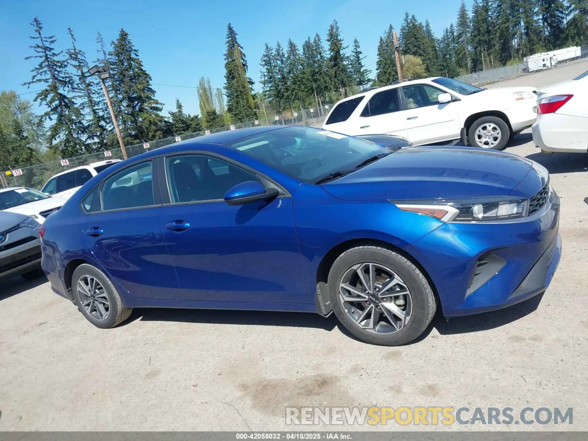13 Фотография поврежденного автомобиля 3KPF24AD0PE661994 KIA FORTE 2023