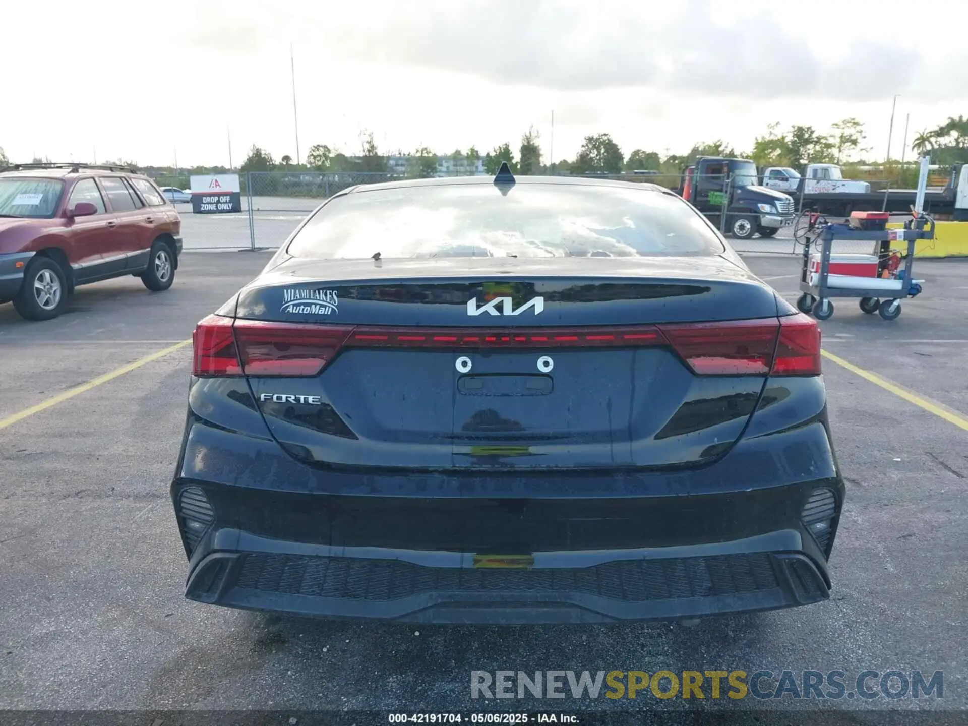 16 Фотография поврежденного автомобиля 3KPF24AD0PE663485 KIA FORTE 2023