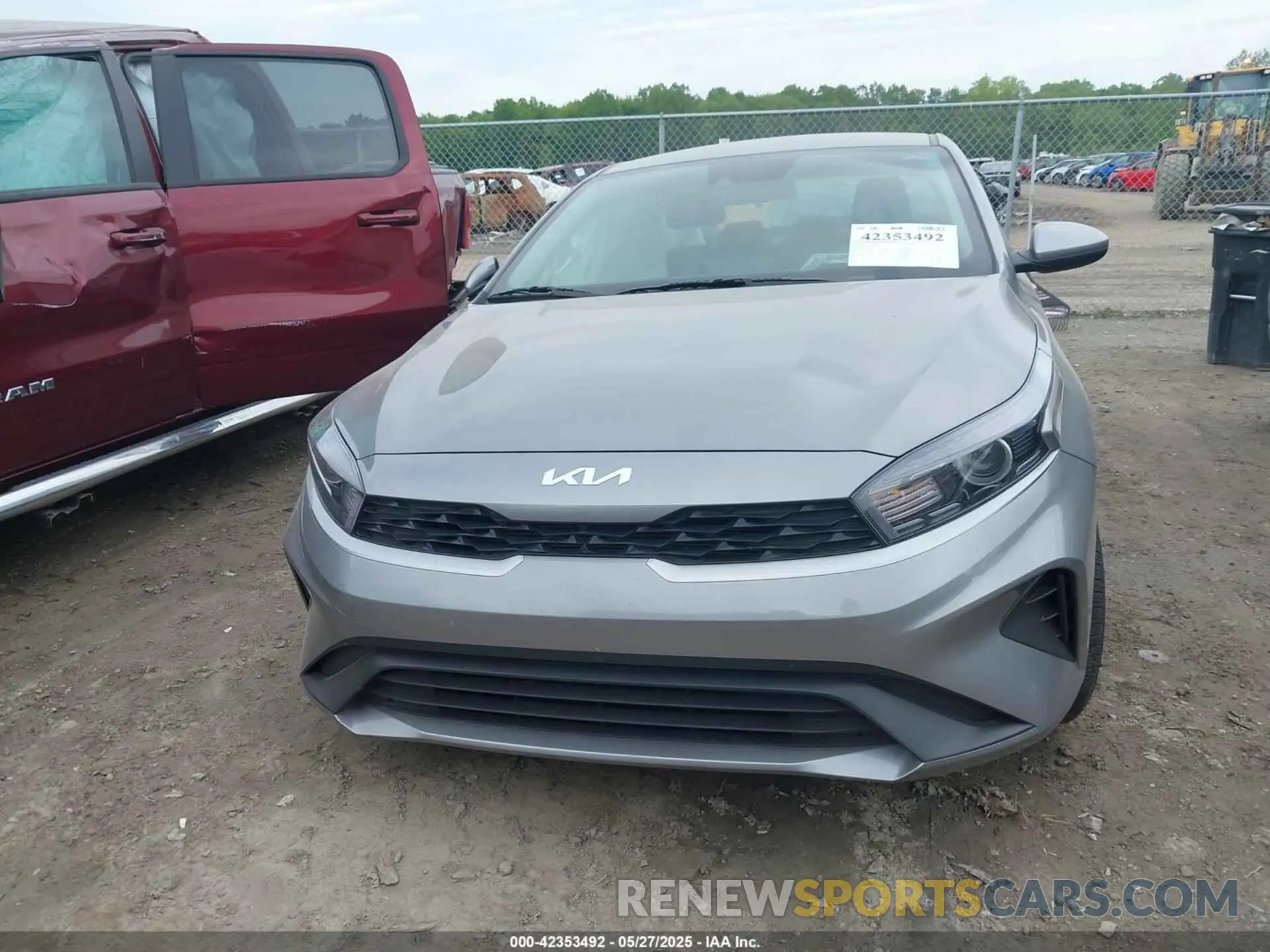 12 Photograph of a damaged car 3KPF24AD0PE675250 KIA FORTE 2023