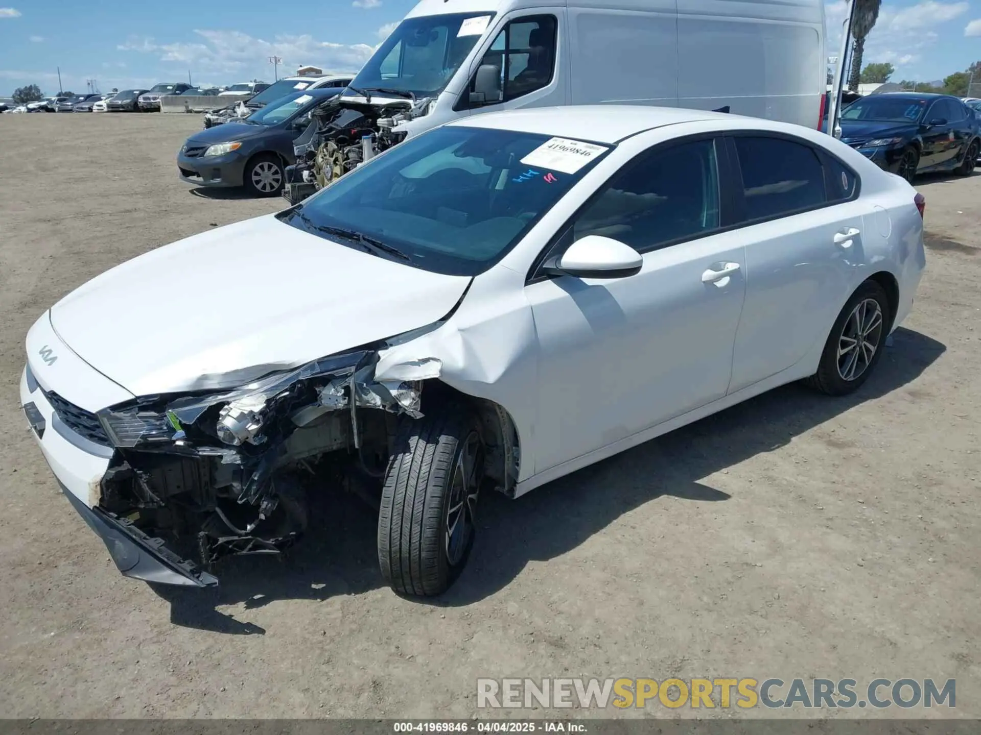 2 Фотография поврежденного автомобиля 3KPF24AD1PE508248 KIA FORTE 2023