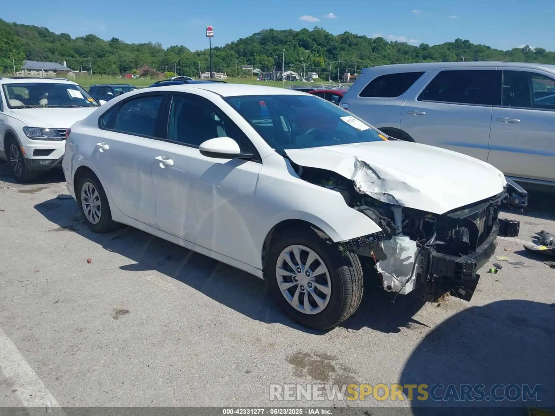 1 Photograph of a damaged car 3KPF24AD1PE550919 KIA FORTE 2023