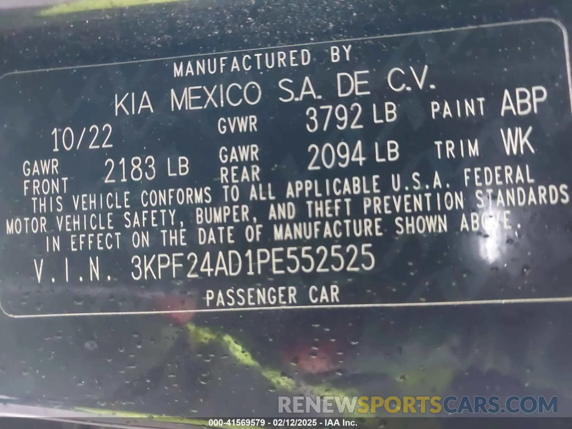9 Photograph of a damaged car 3KPF24AD1PE552525 KIA FORTE 2023