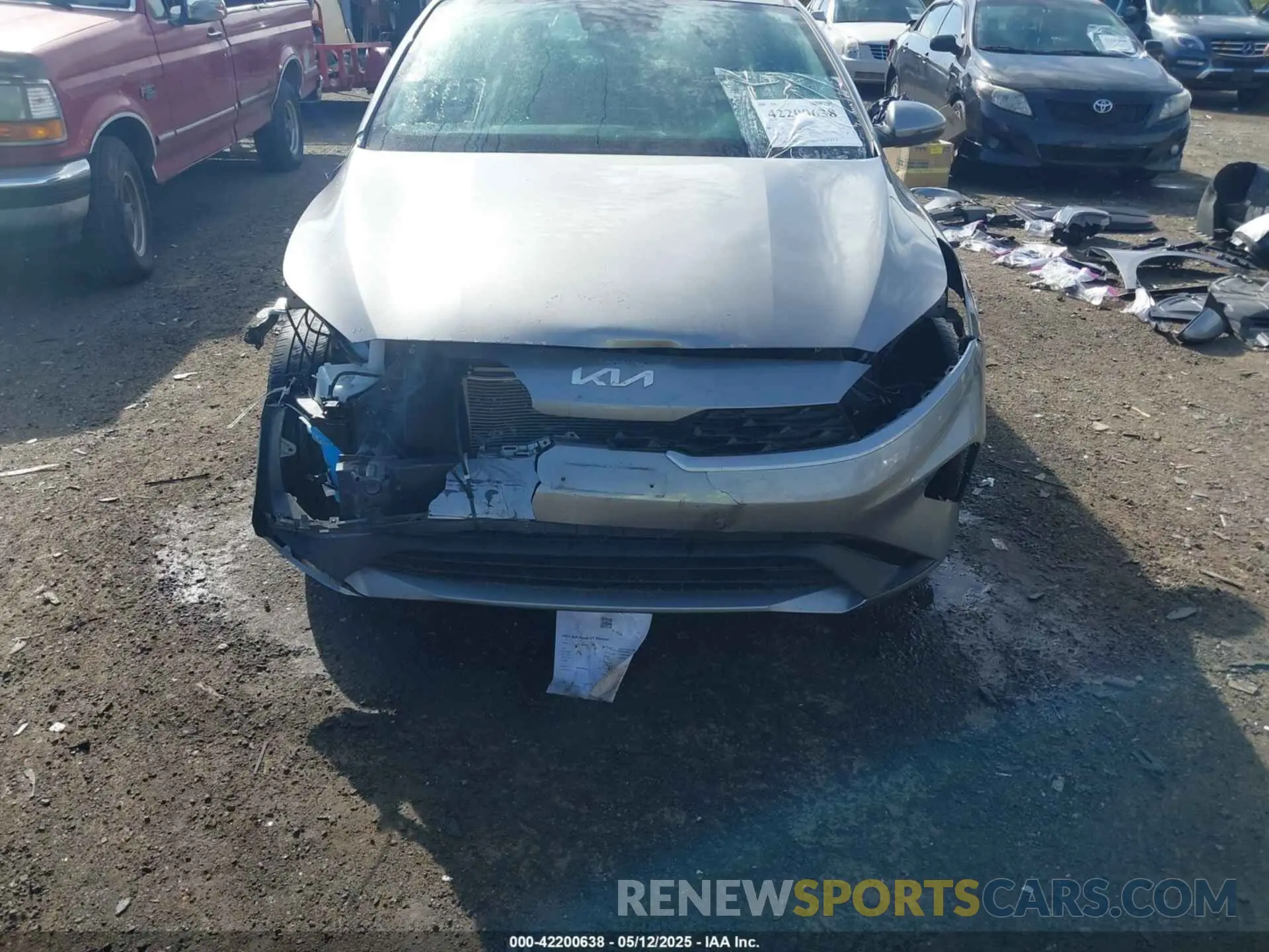 6 Photograph of a damaged car 3KPF24AD1PE555862 KIA FORTE 2023