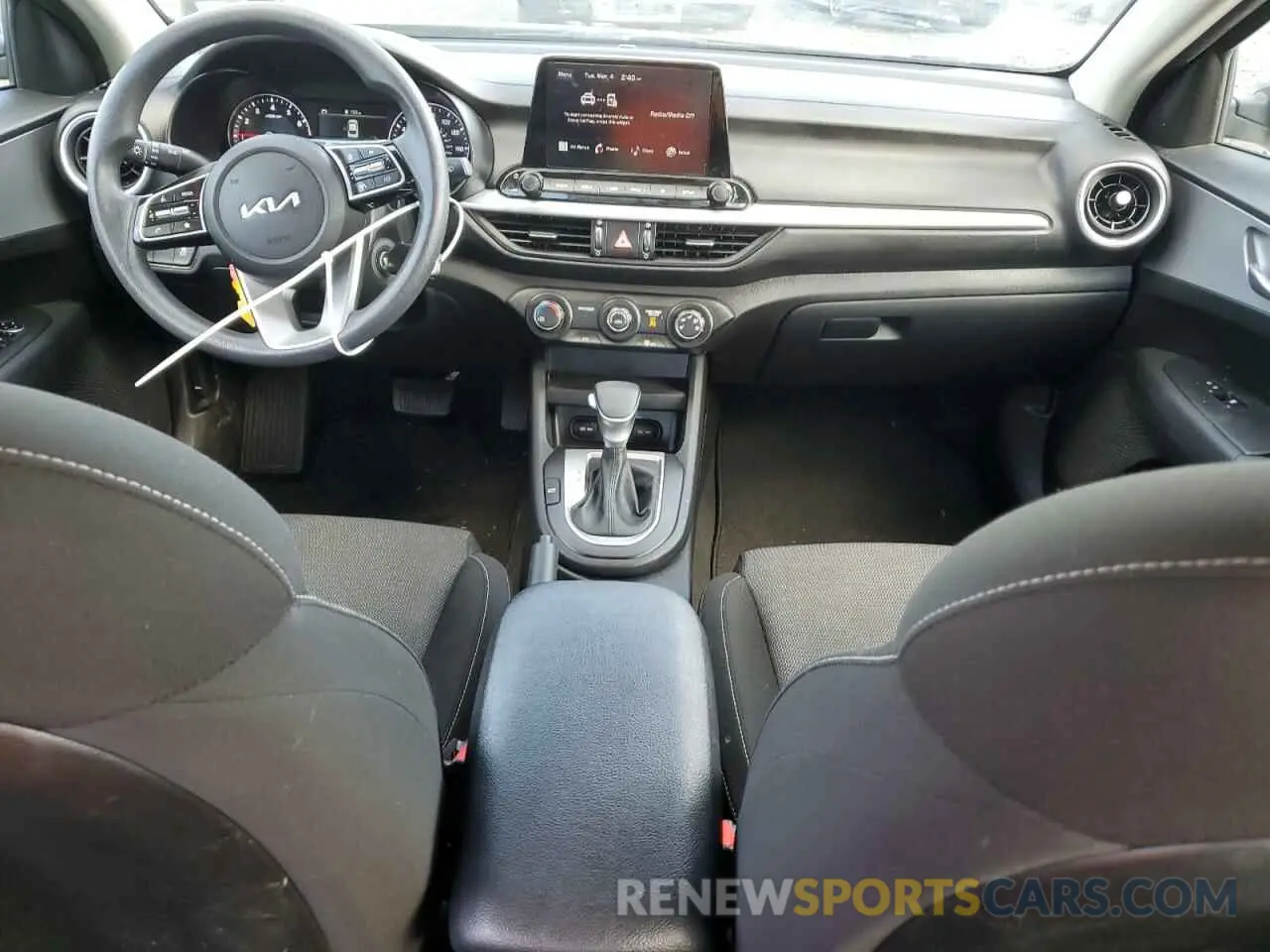 8 Фотография поврежденного автомобиля 3KPF24AD1PE572936 KIA FORTE 2023