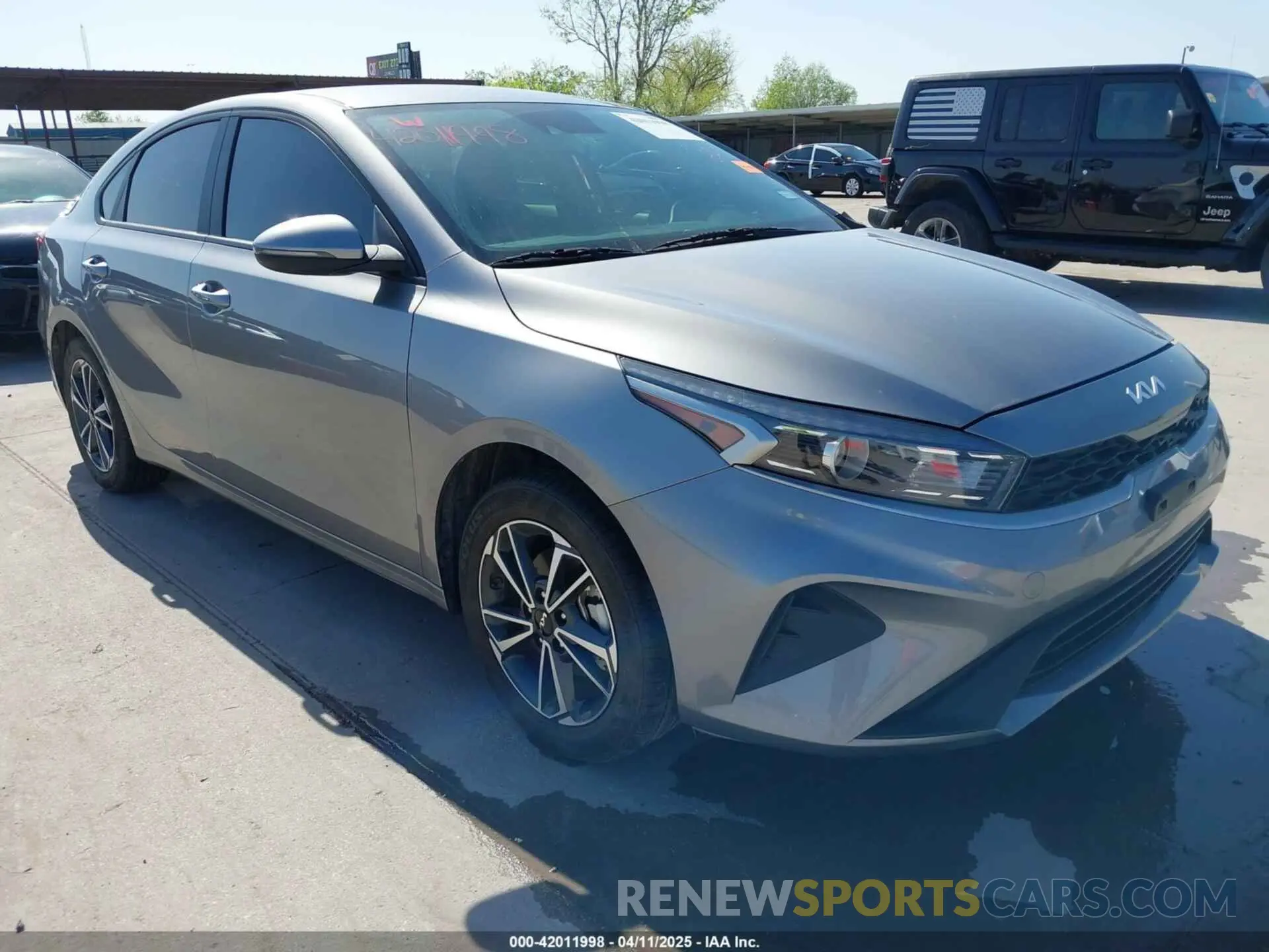 1 Фотография поврежденного автомобиля 3KPF24AD1PE592622 KIA FORTE 2023