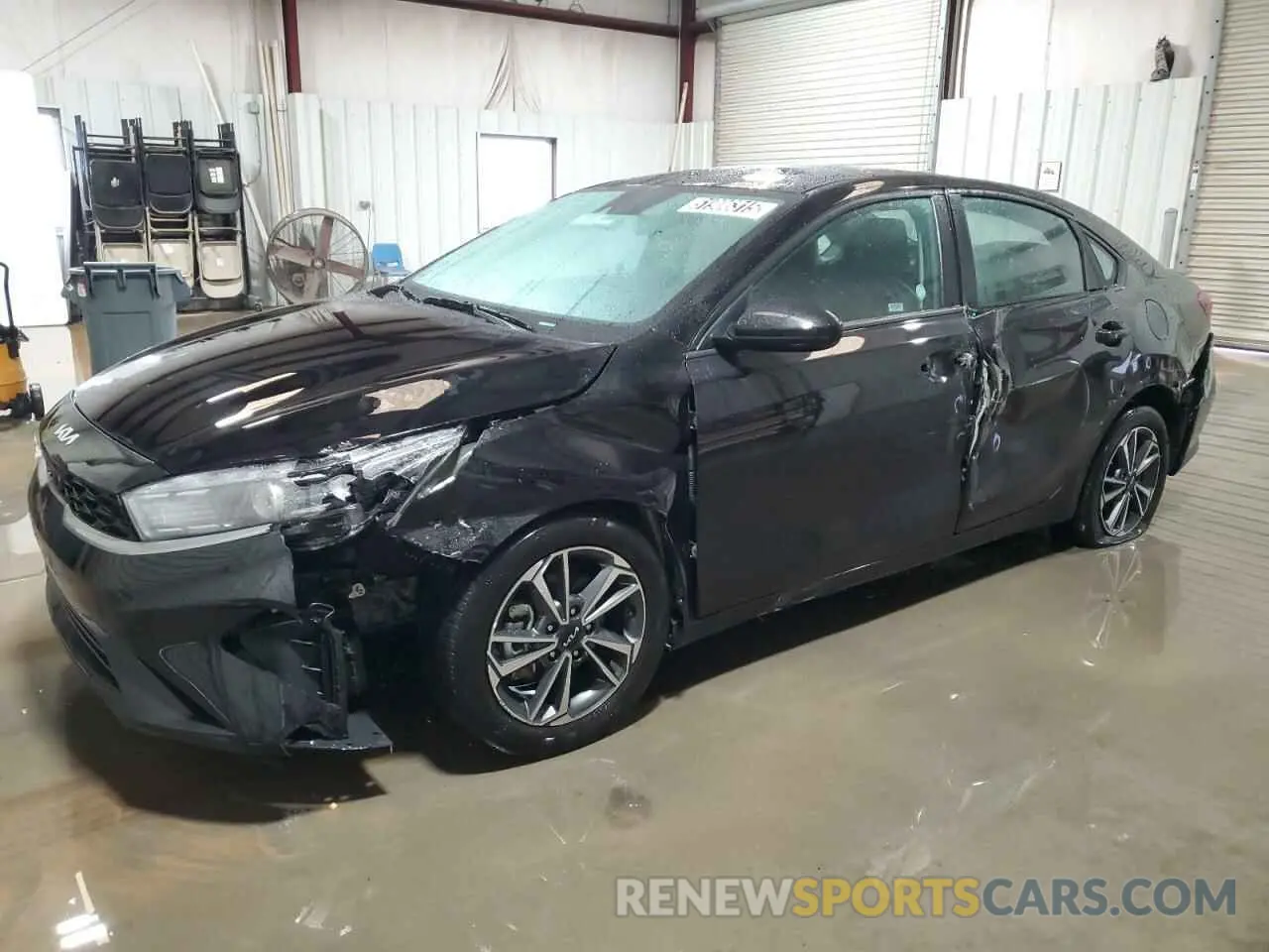 1 Фотография поврежденного автомобиля 3KPF24AD1PE642774 KIA FORTE 2023