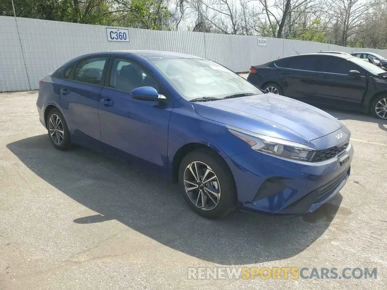 4 Фотография поврежденного автомобиля 3KPF24AD1PE680537 KIA FORTE 2023