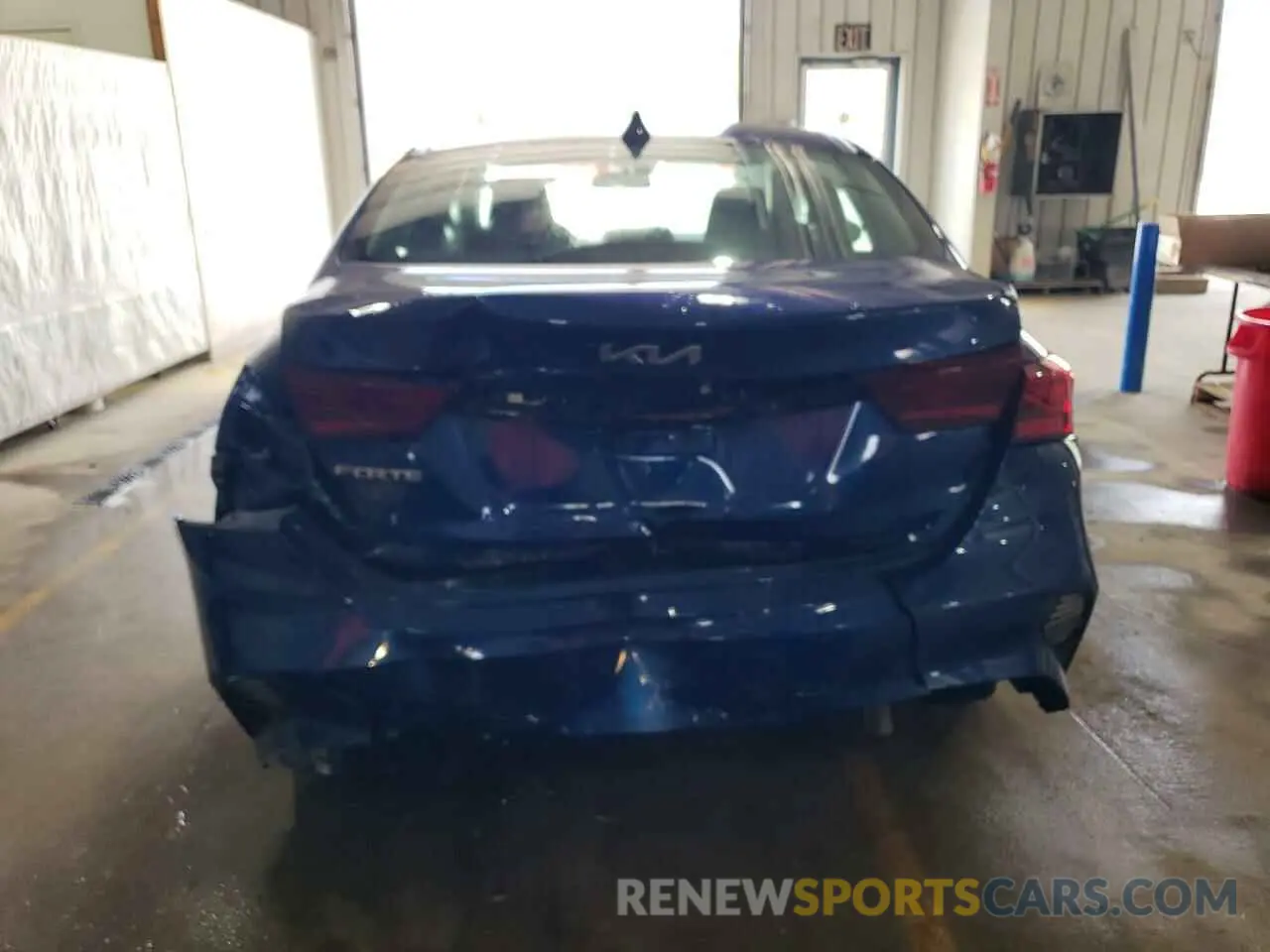 6 Photograph of a damaged car 3KPF24AD1PE693577 KIA FORTE 2023