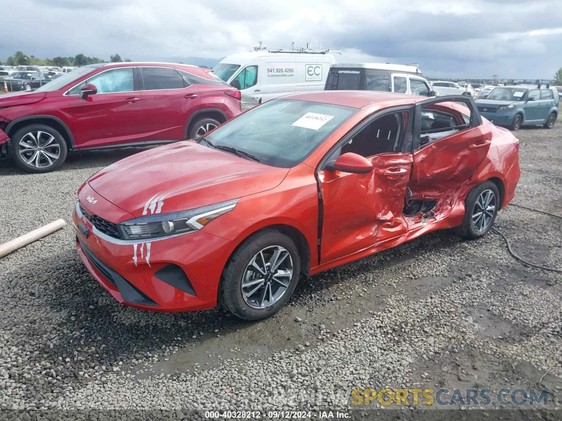 2 Фотография поврежденного автомобиля 3KPF24AD2PE526466 KIA FORTE 2023