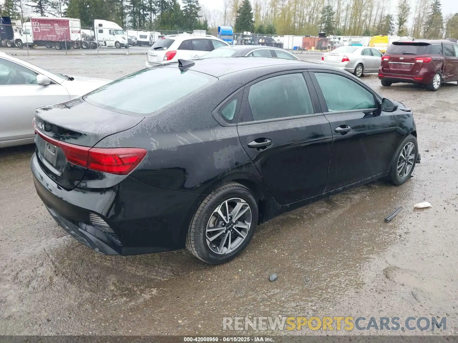 4 Фотография поврежденного автомобиля 3KPF24AD2PE547706 KIA FORTE 2023