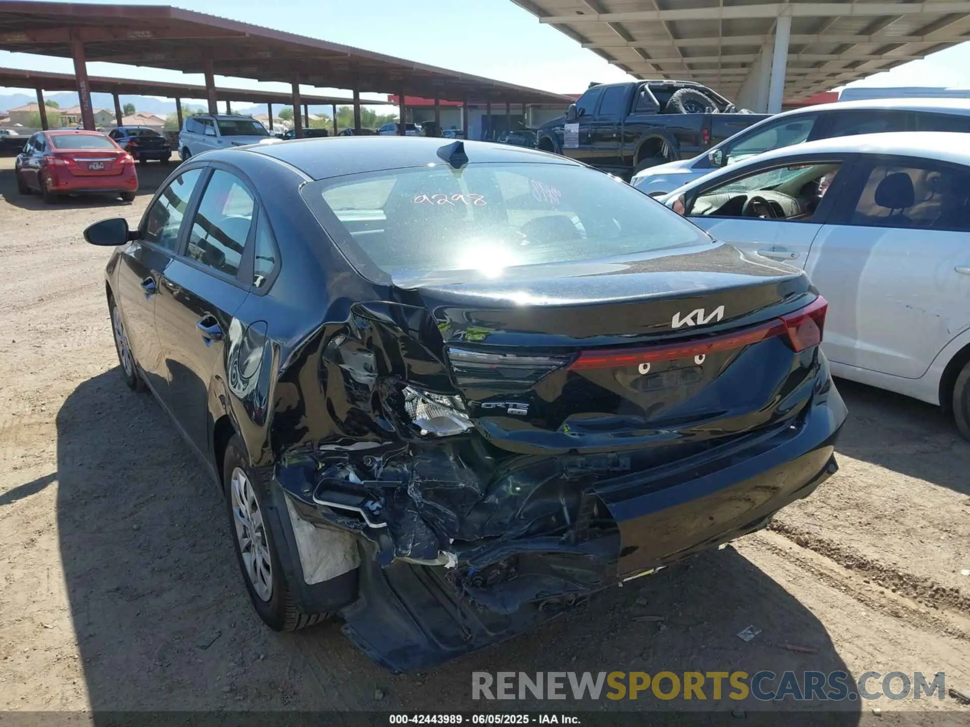 6 Photograph of a damaged car 3KPF24AD2PE570127 KIA FORTE 2023