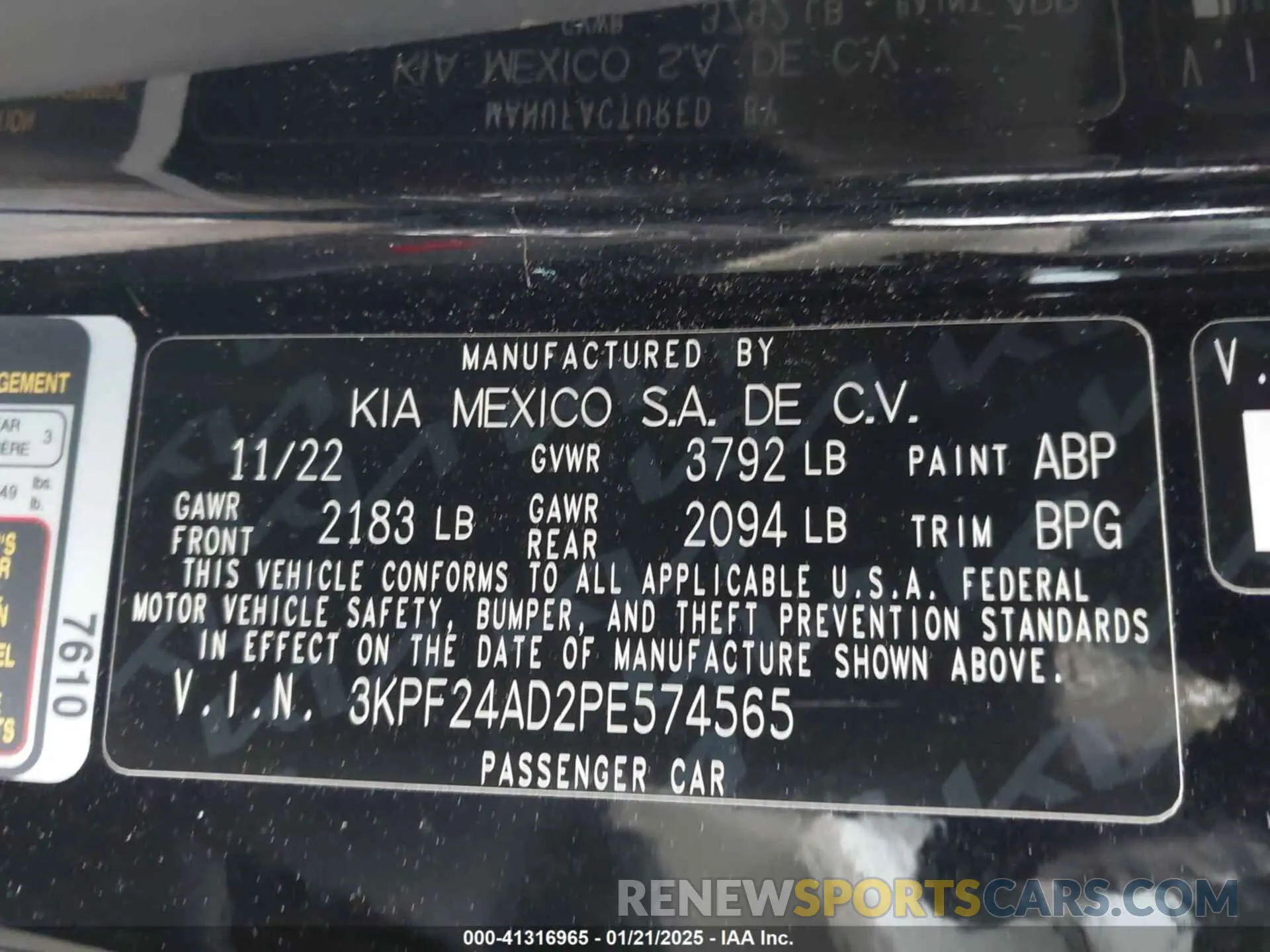 9 Photograph of a damaged car 3KPF24AD2PE574565 KIA FORTE 2023