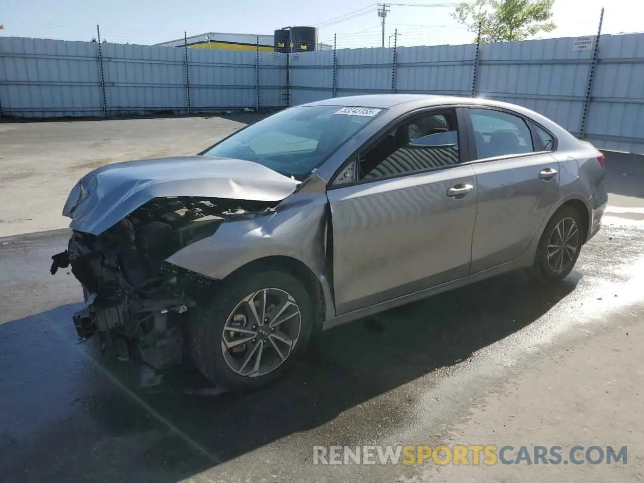 1 Photograph of a damaged car 3KPF24AD2PE587591 KIA FORTE 2023