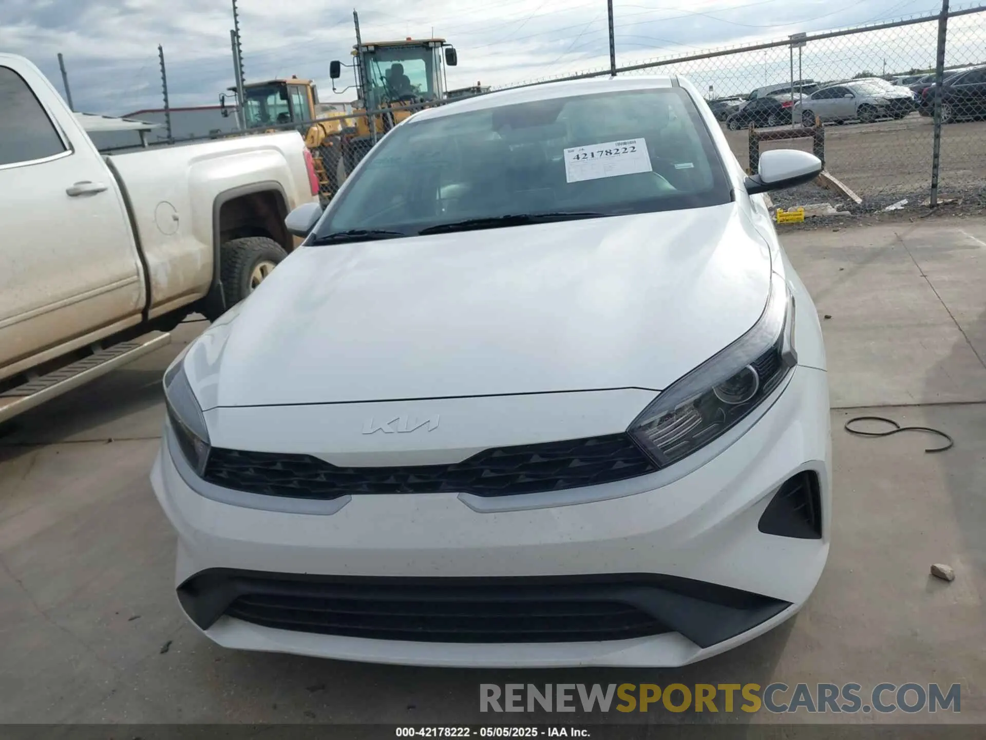 12 Фотография поврежденного автомобиля 3KPF24AD2PE602140 KIA FORTE 2023