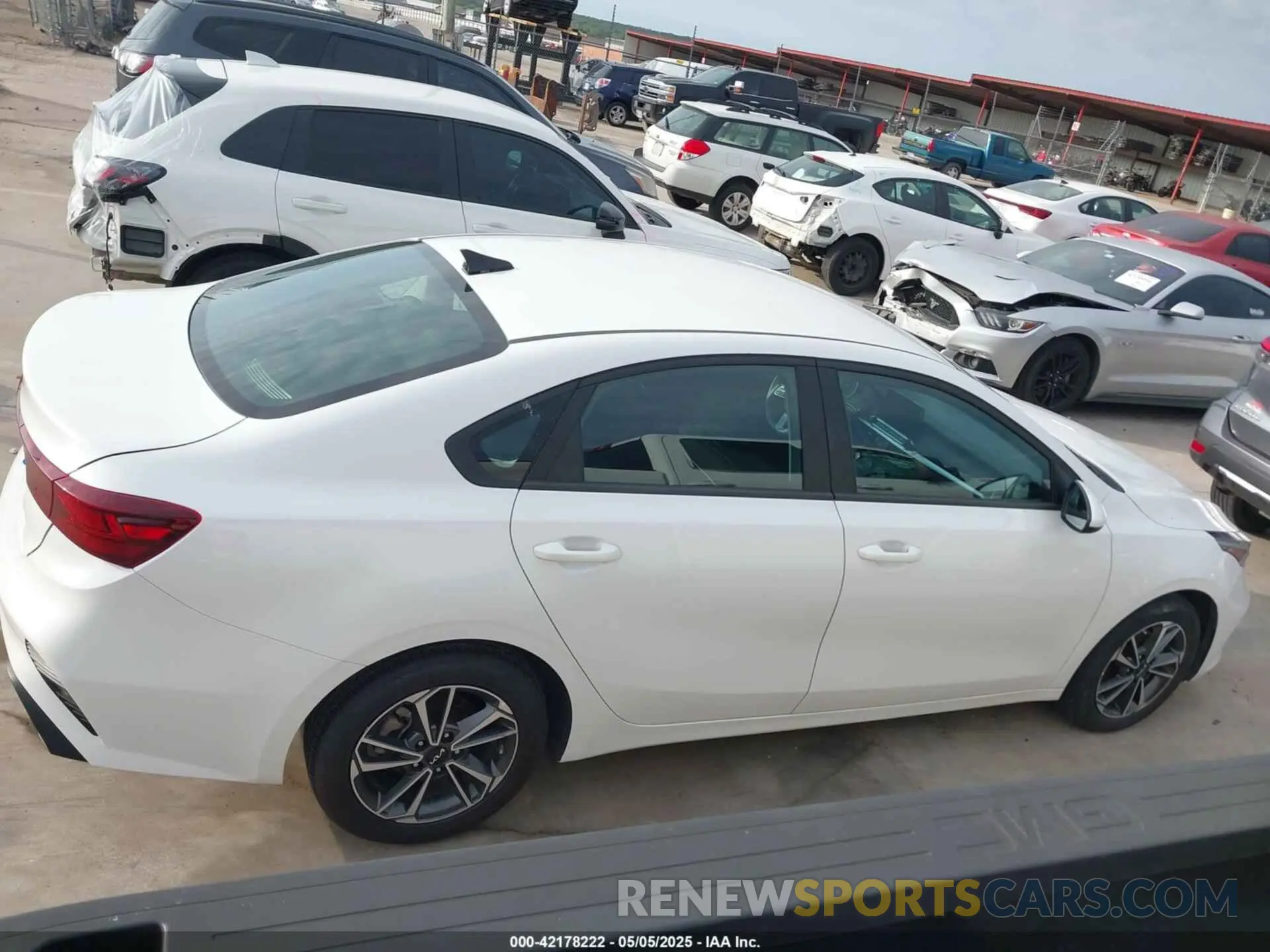 13 Фотография поврежденного автомобиля 3KPF24AD2PE602140 KIA FORTE 2023