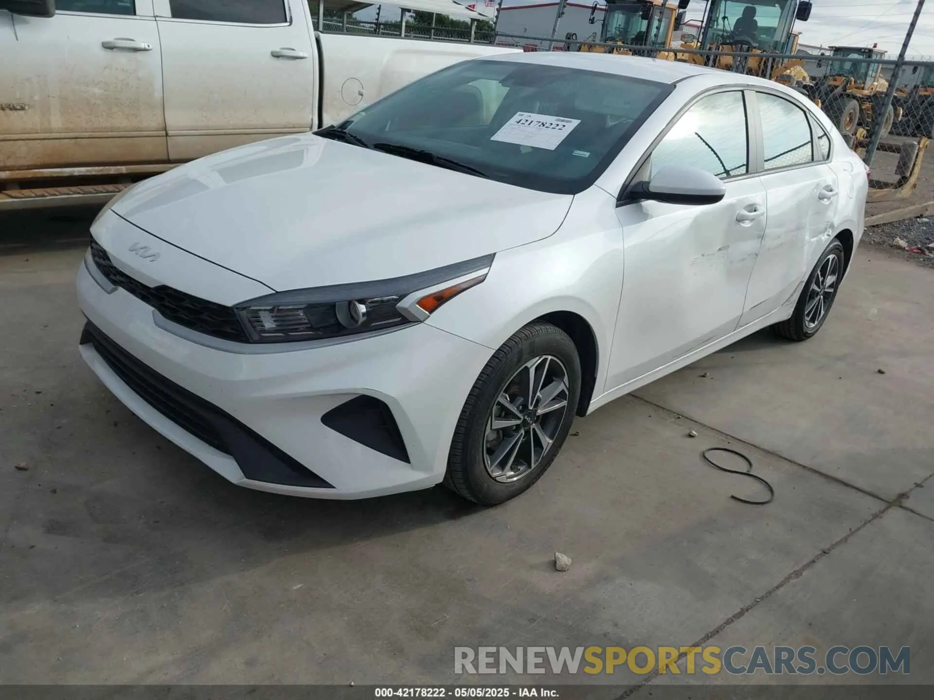 2 Фотография поврежденного автомобиля 3KPF24AD2PE602140 KIA FORTE 2023