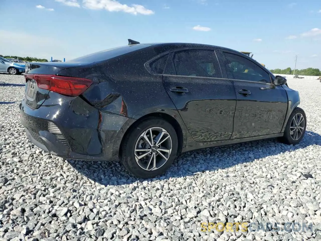 3 Фотография поврежденного автомобиля 3KPF24AD2PE629211 KIA FORTE 2023