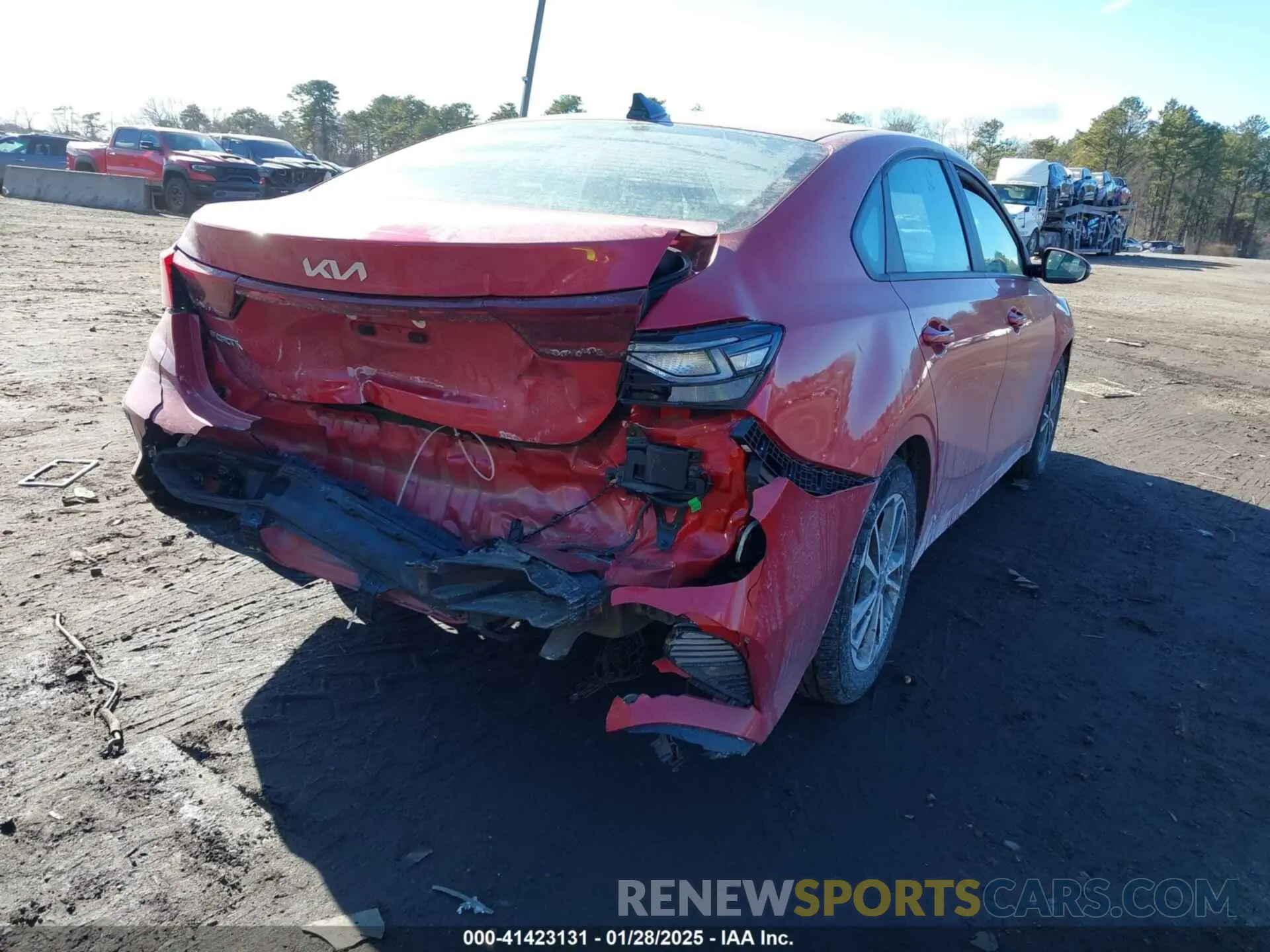 6 Фотография поврежденного автомобиля 3KPF24AD2PE640855 KIA FORTE 2023