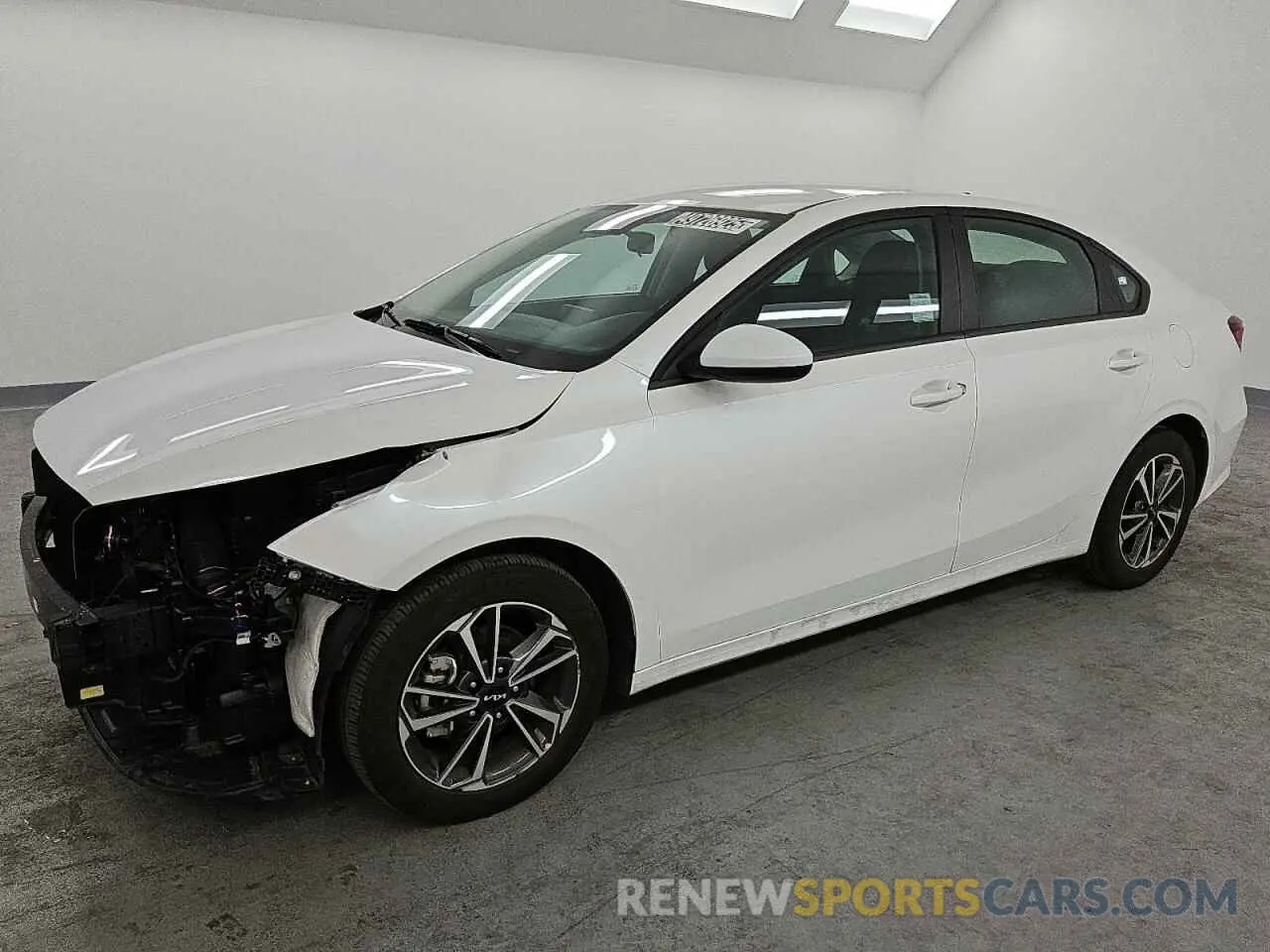 1 Photograph of a damaged car 3KPF24AD2PE652858 KIA FORTE 2023