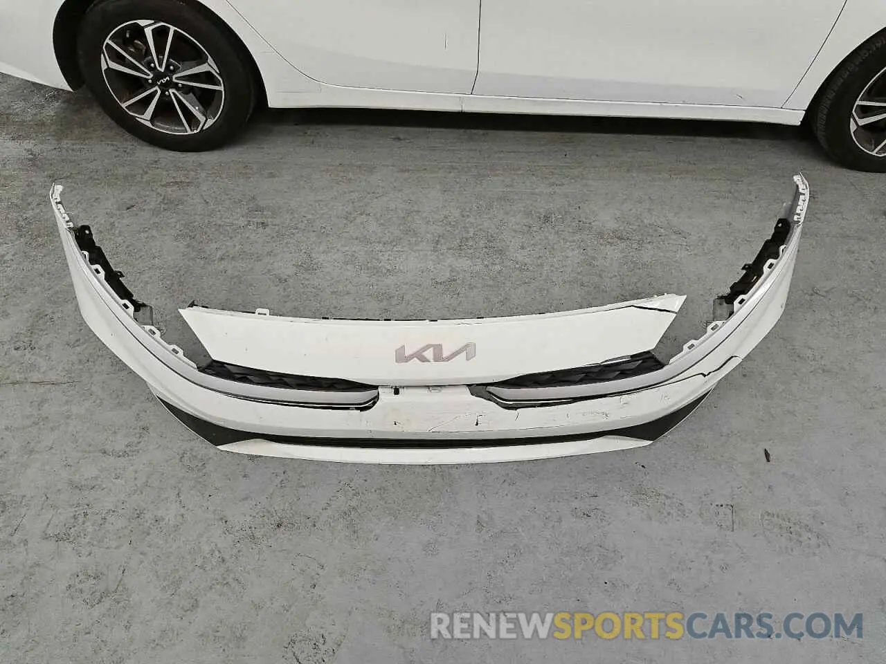 12 Photograph of a damaged car 3KPF24AD2PE652858 KIA FORTE 2023