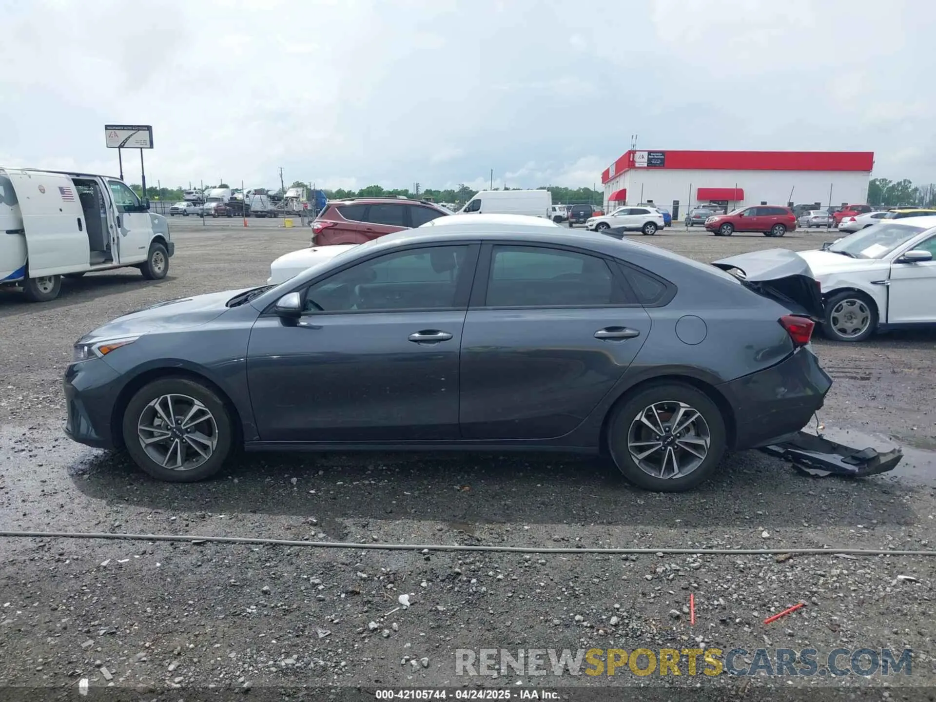 14 Фотография поврежденного автомобиля 3KPF24AD2PE665156 KIA FORTE 2023