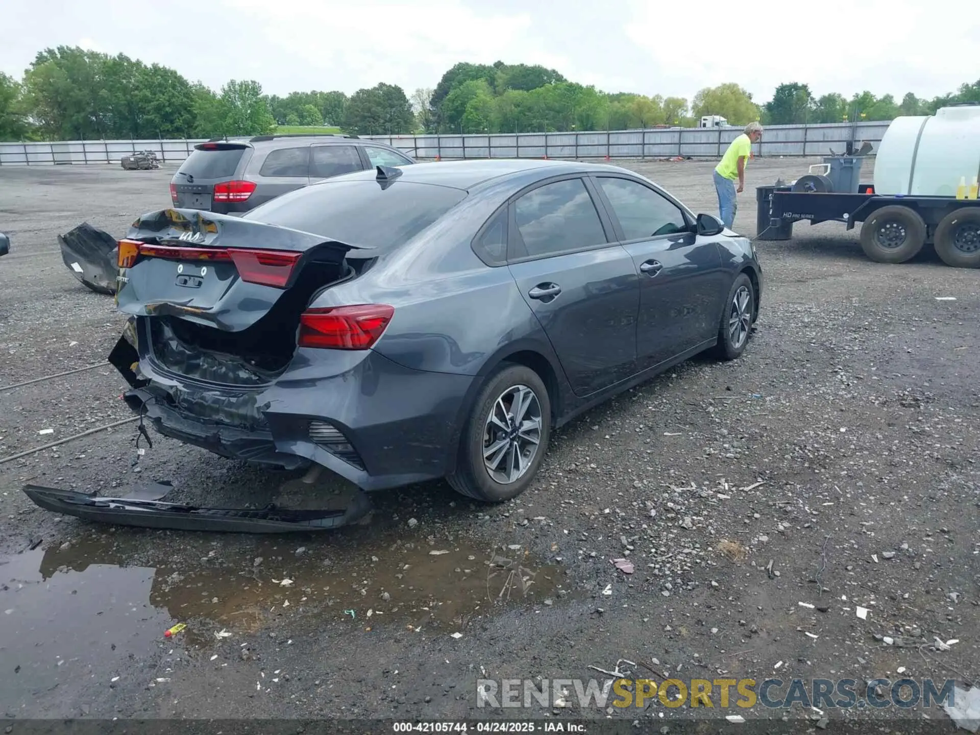 4 Фотография поврежденного автомобиля 3KPF24AD2PE665156 KIA FORTE 2023