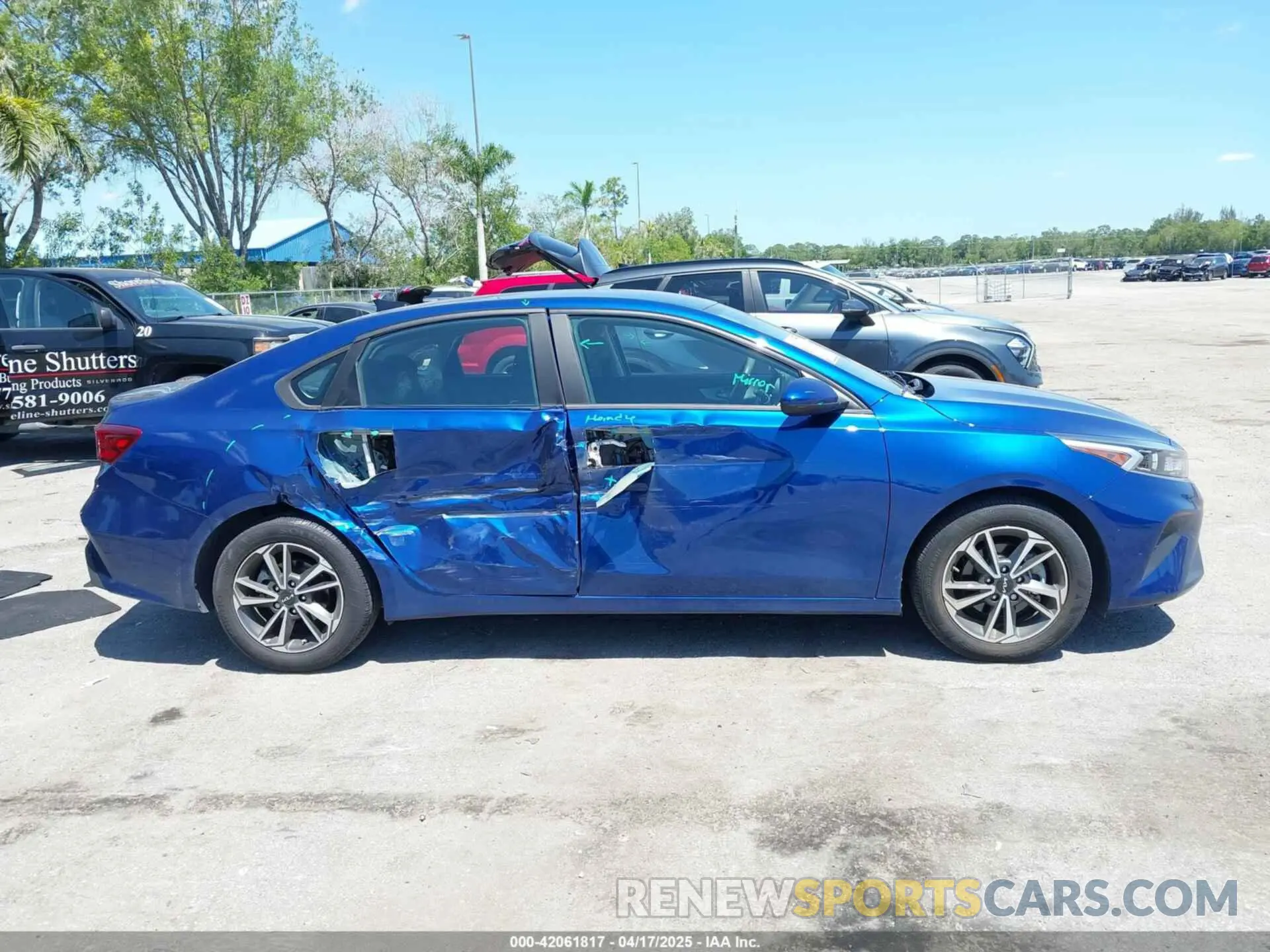 13 Фотография поврежденного автомобиля 3KPF24AD3PE505710 KIA FORTE 2023