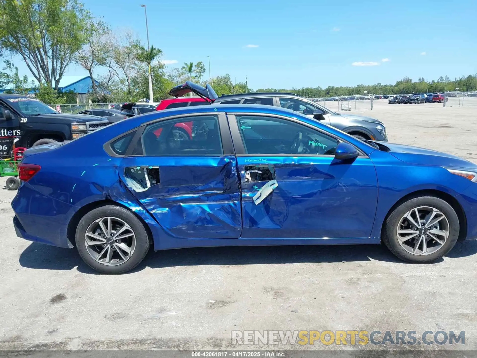 6 Фотография поврежденного автомобиля 3KPF24AD3PE505710 KIA FORTE 2023