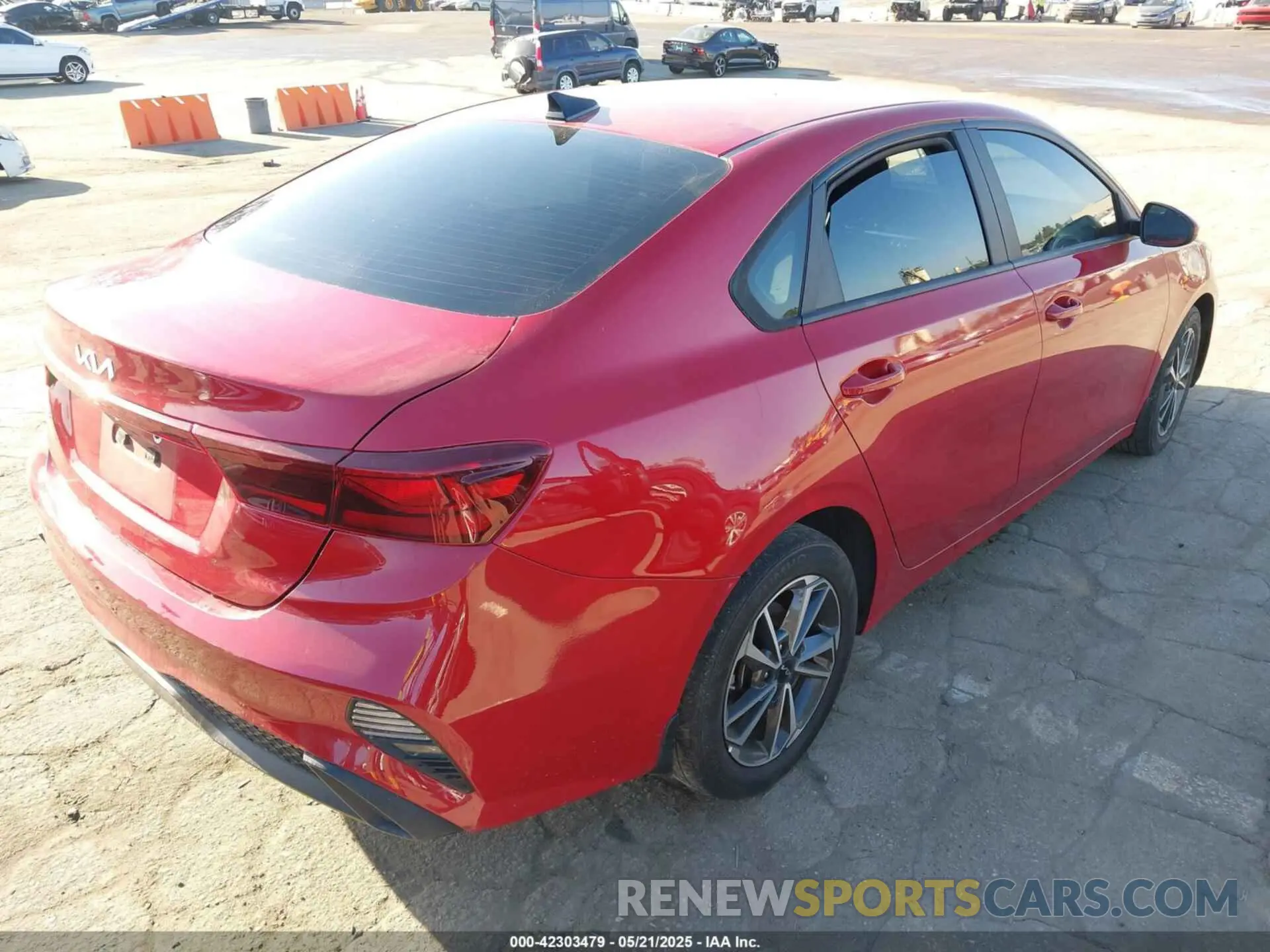 4 Photograph of a damaged car 3KPF24AD3PE516898 KIA FORTE 2023