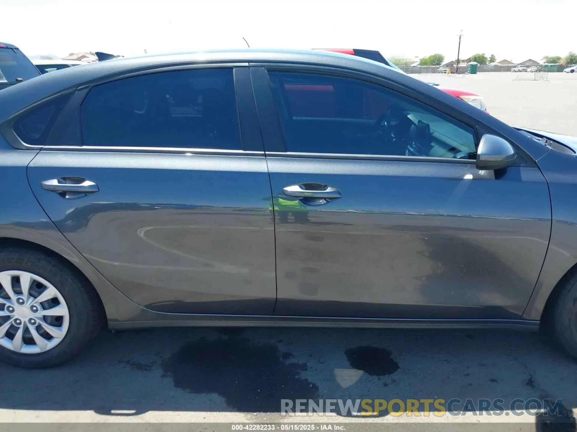 13 Photograph of a damaged car 3KPF24AD3PE521261 KIA FORTE 2023