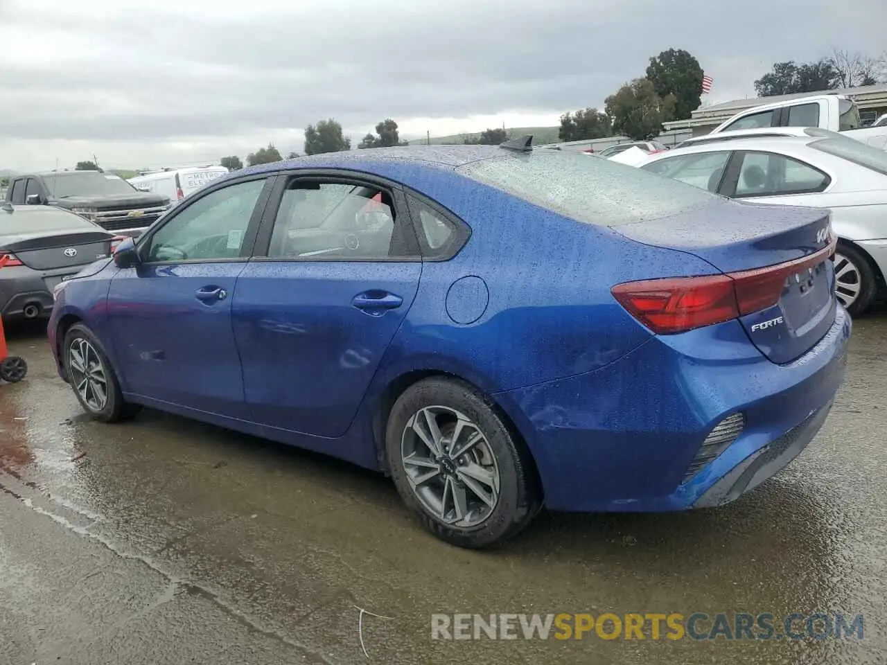 2 Фотография поврежденного автомобиля 3KPF24AD3PE572128 KIA FORTE 2023