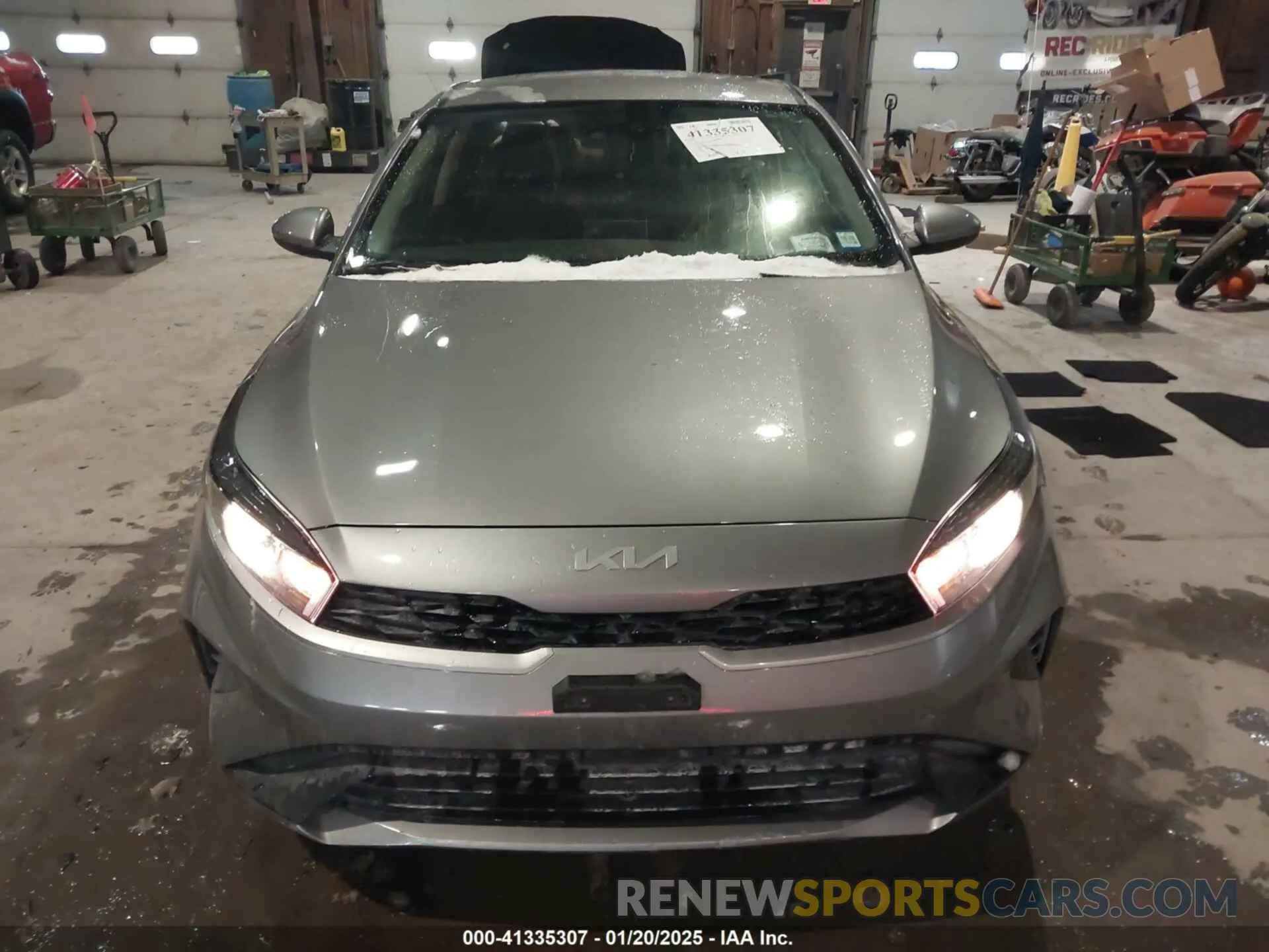 12 Фотография поврежденного автомобиля 3KPF24AD3PE615110 KIA FORTE 2023