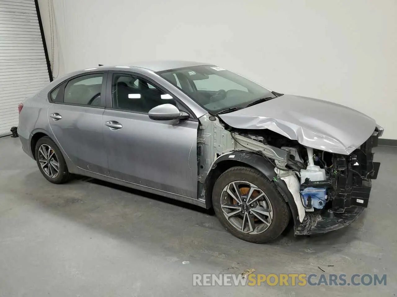4 Фотография поврежденного автомобиля 3KPF24AD3PE627113 KIA FORTE 2023