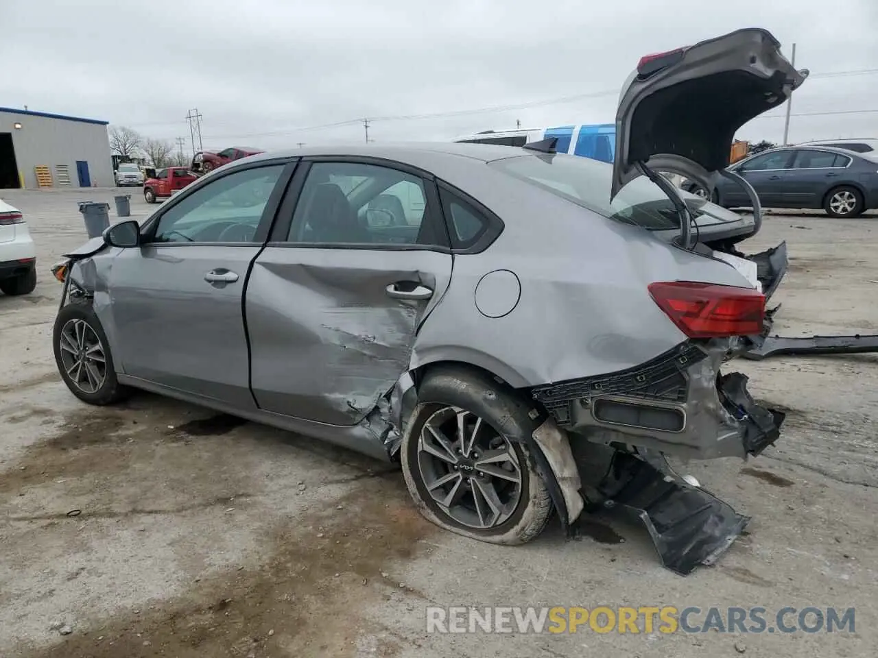 2 Фотография поврежденного автомобиля 3KPF24AD3PE650004 KIA FORTE 2023