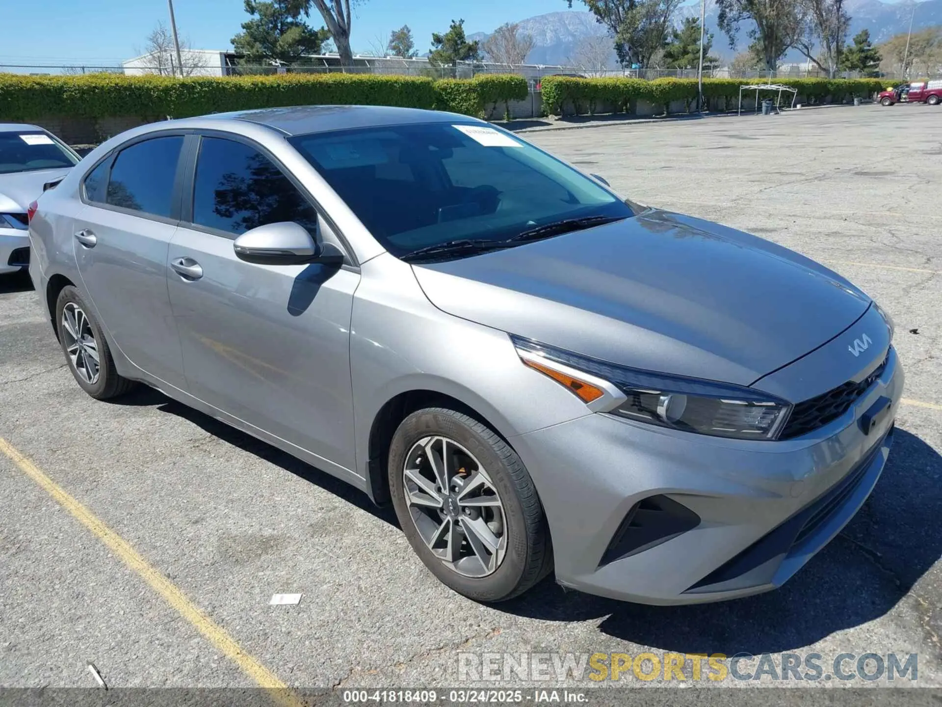 1 Photograph of a damaged car 3KPF24AD3PE672150 KIA FORTE 2023