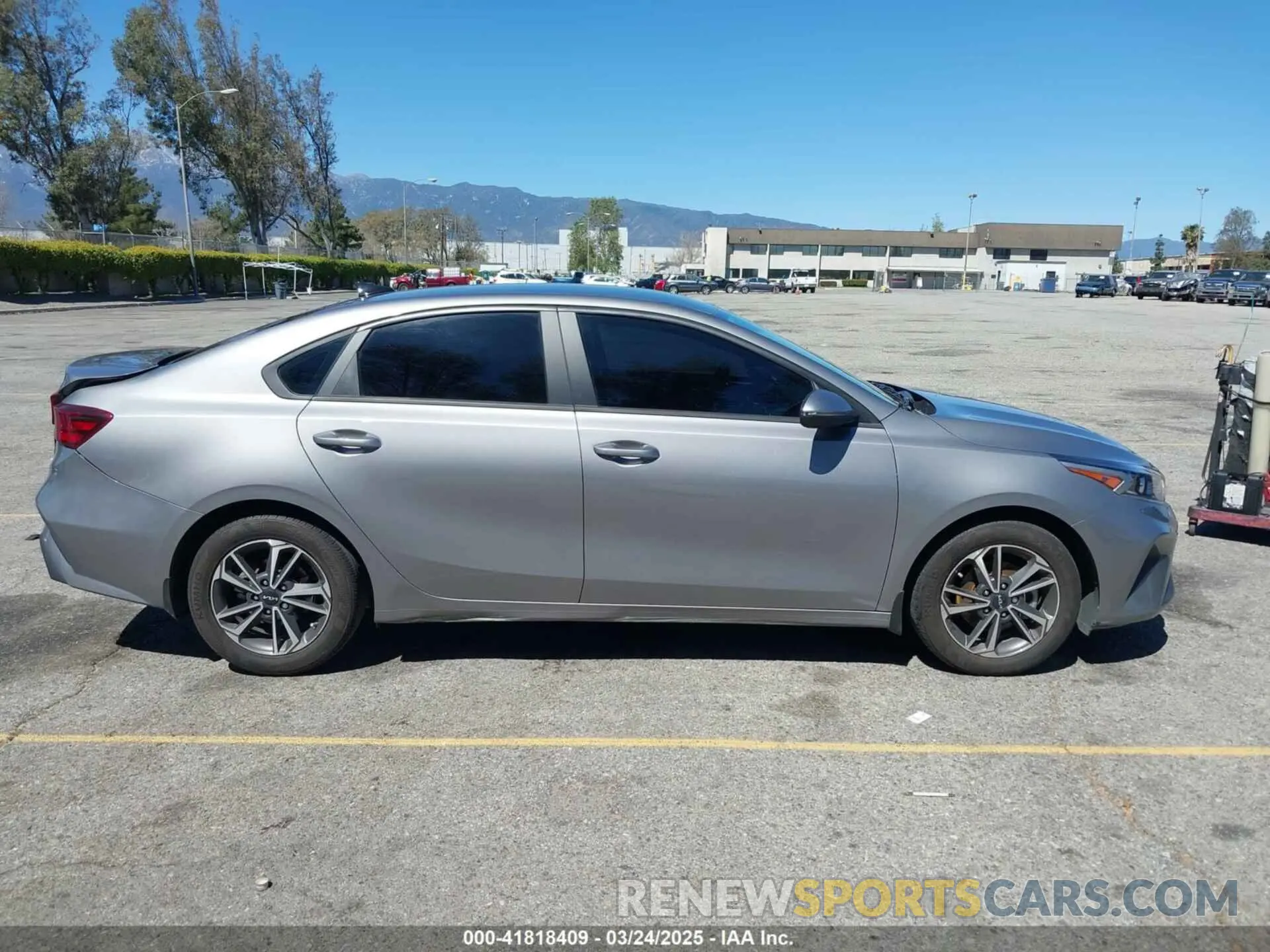 13 Photograph of a damaged car 3KPF24AD3PE672150 KIA FORTE 2023