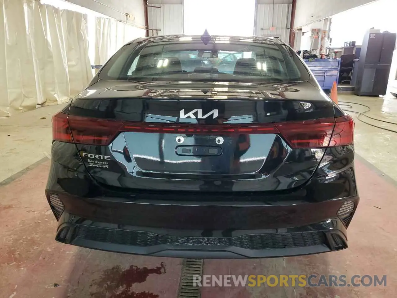 6 Фотография поврежденного автомобиля 3KPF24AD4PE570677 KIA FORTE 2023