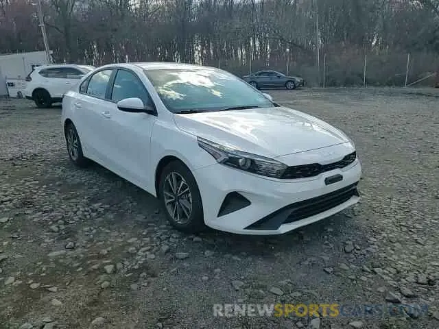 10 Photograph of a damaged car 3KPF24AD4PE587222 KIA FORTE 2023