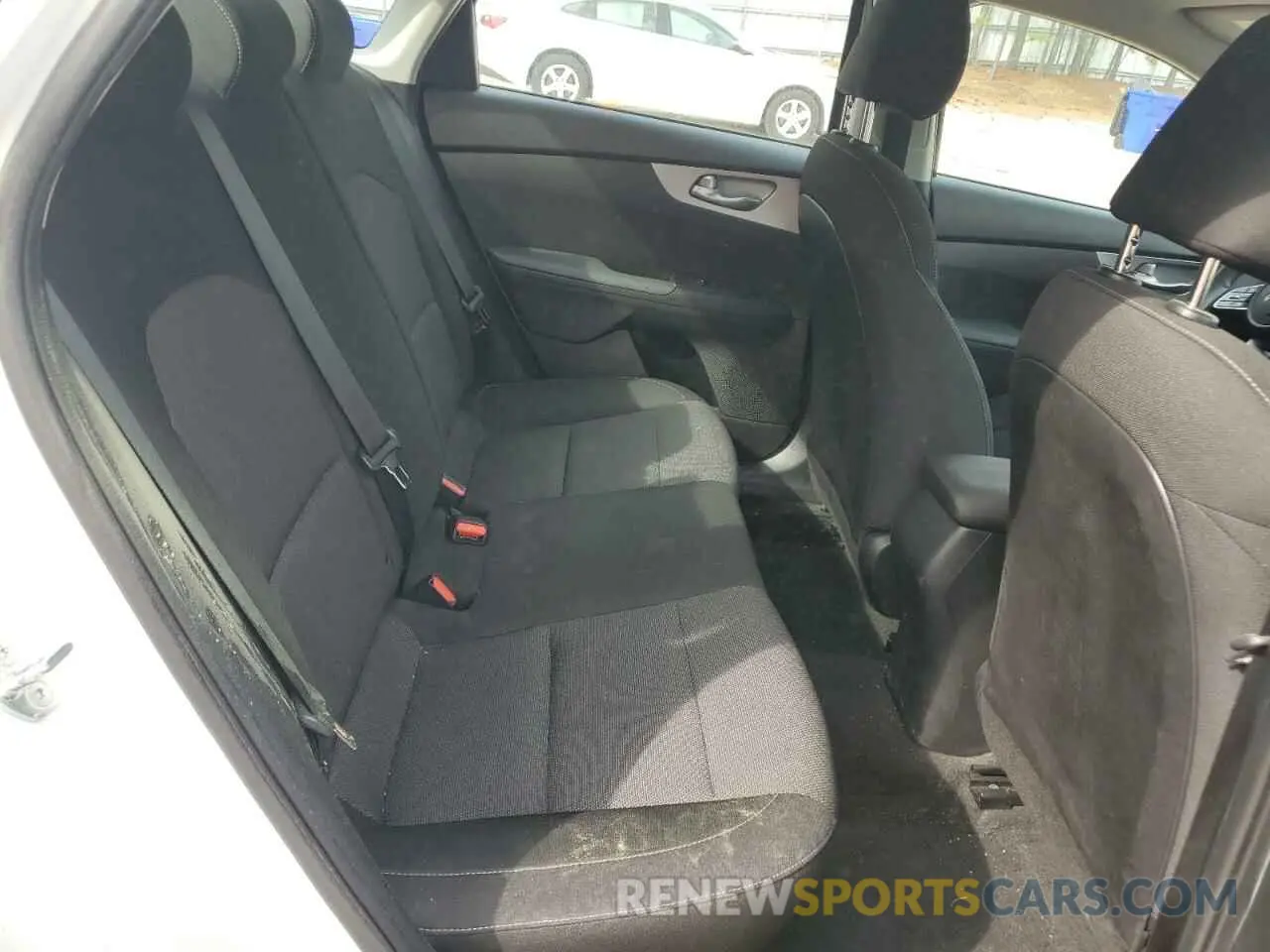 10 Фотография поврежденного автомобиля 3KPF24AD4PE613009 KIA FORTE 2023