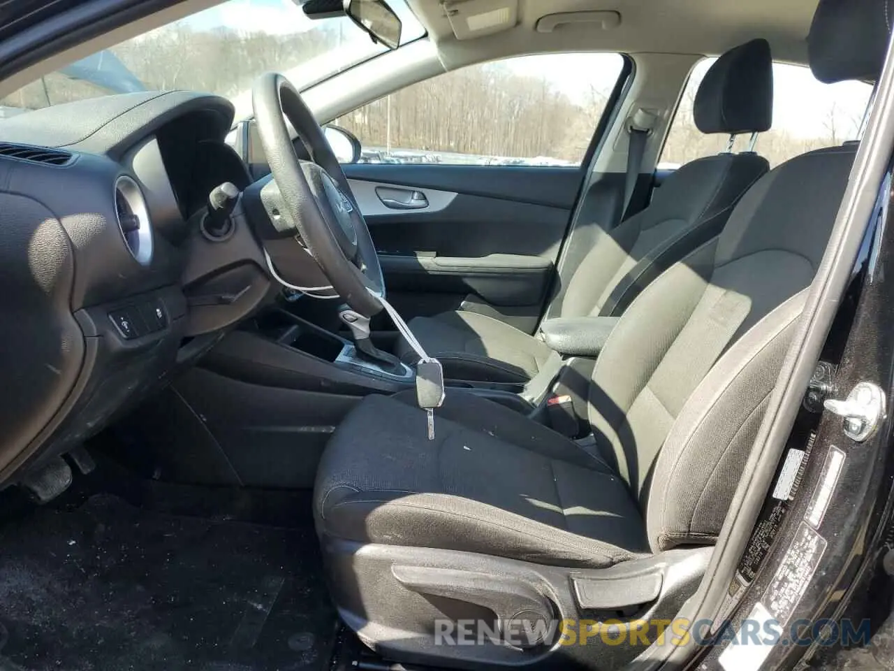 7 Фотография поврежденного автомобиля 3KPF24AD4PE614662 KIA FORTE 2023