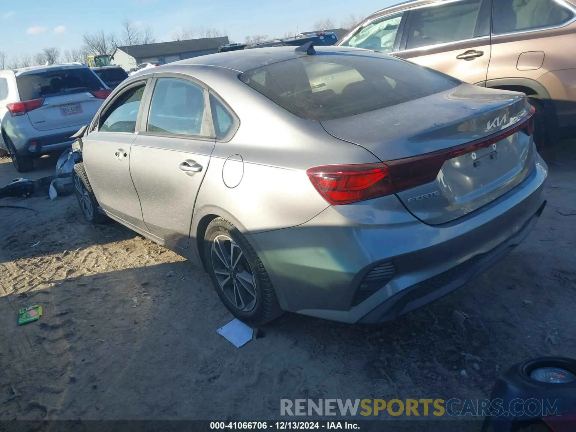3 Photograph of a damaged car 3KPF24AD4PE635995 KIA FORTE 2023