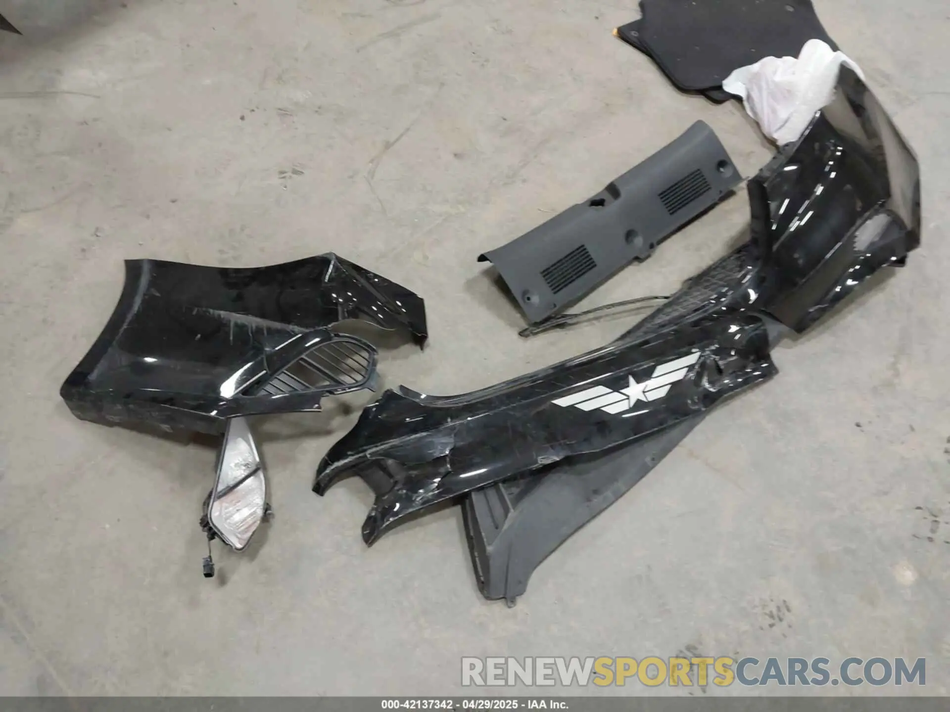12 Photograph of a damaged car 3KPF24AD4PE646186 KIA FORTE 2023