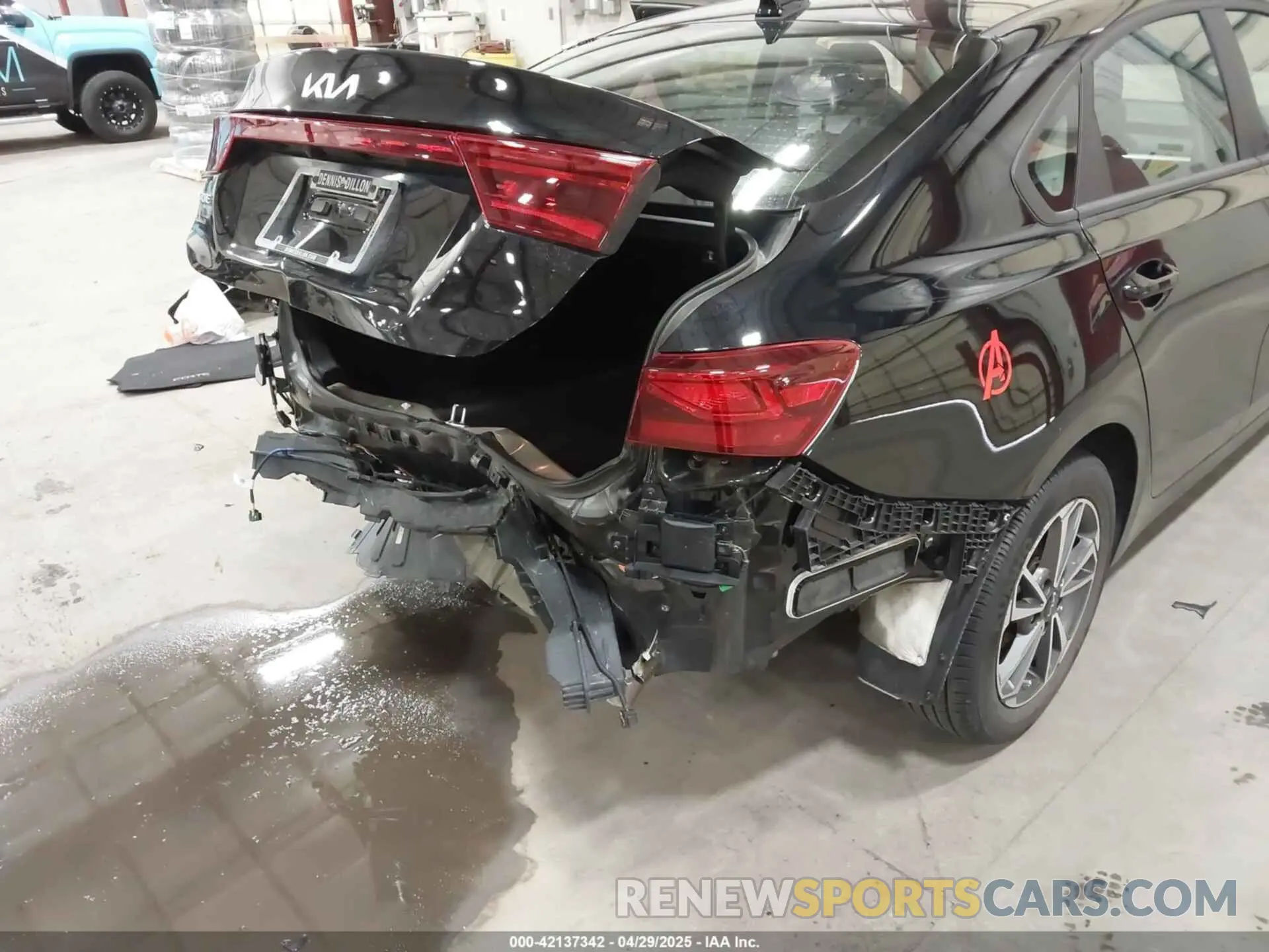 19 Photograph of a damaged car 3KPF24AD4PE646186 KIA FORTE 2023