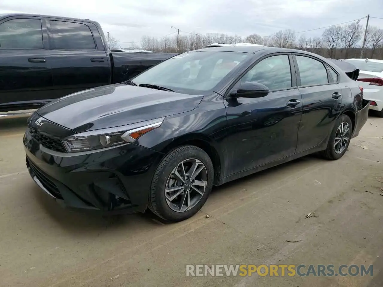 1 Photograph of a damaged car 3KPF24AD4PE672335 KIA FORTE 2023