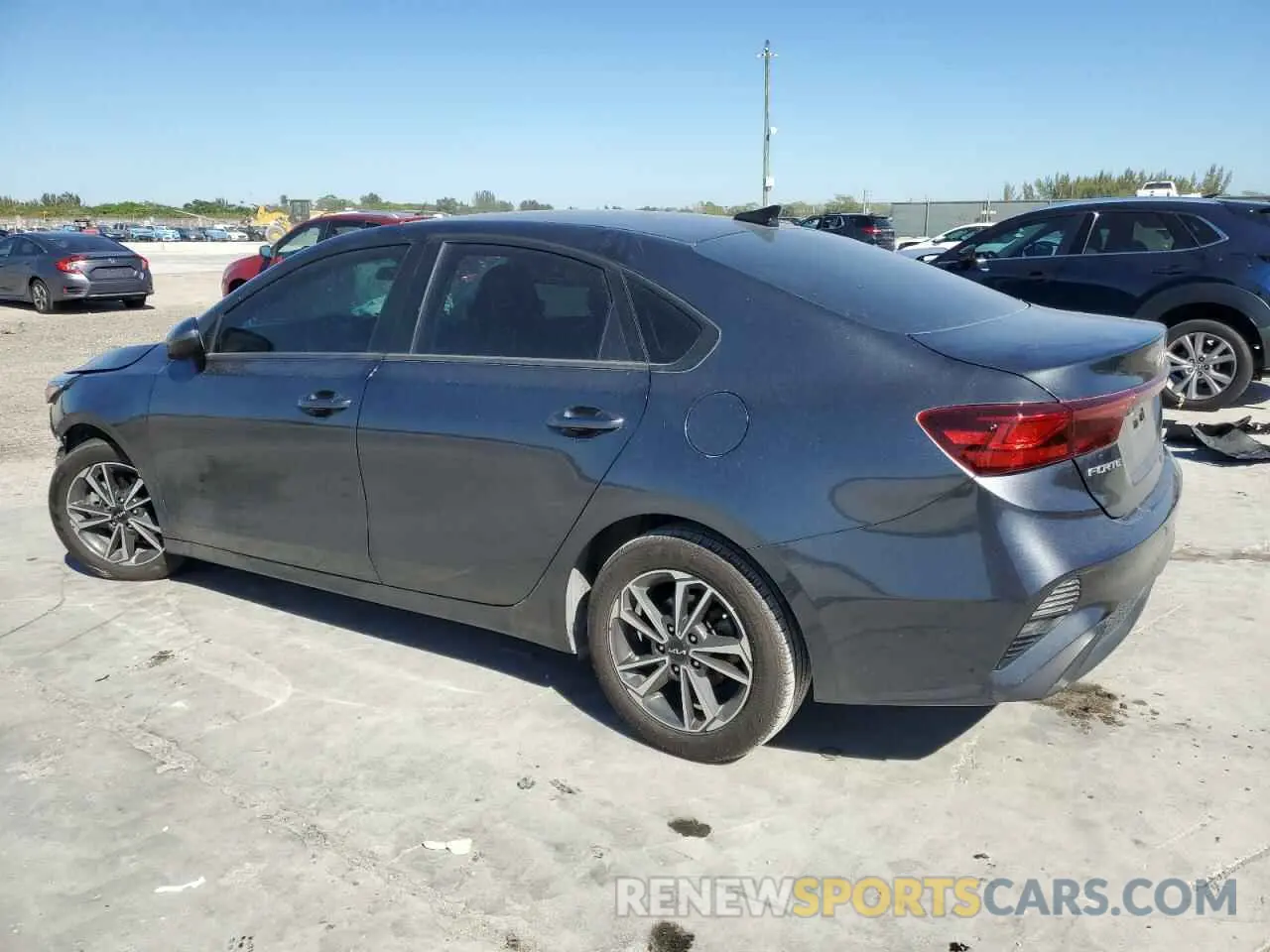 2 Фотография поврежденного автомобиля 3KPF24AD4PE680225 KIA FORTE 2023