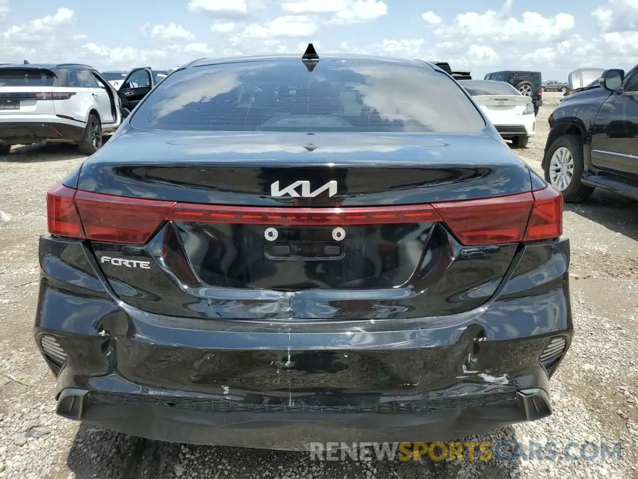 6 Фотография поврежденного автомобиля 3KPF24AD4PE687921 KIA FORTE 2023