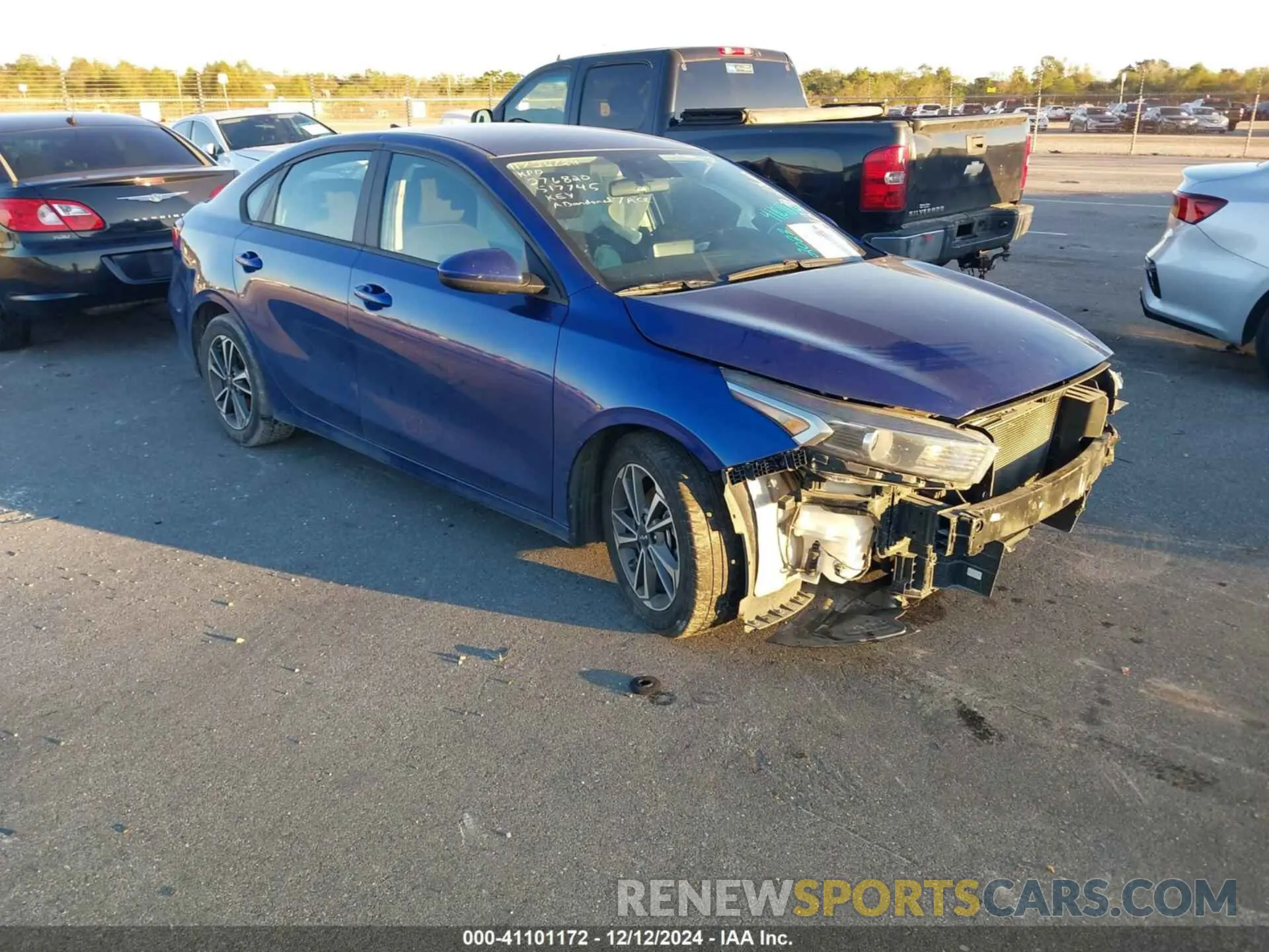 1 Фотография поврежденного автомобиля 3KPF24AD5PE517745 KIA FORTE 2023
