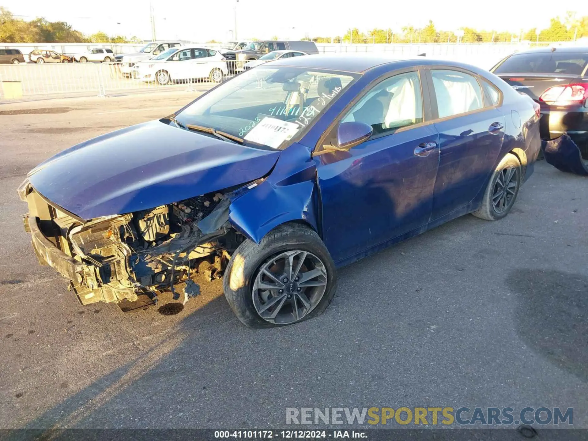 2 Фотография поврежденного автомобиля 3KPF24AD5PE517745 KIA FORTE 2023